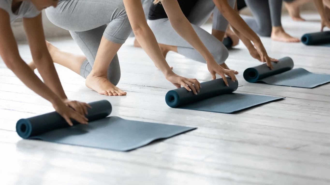 moderne zertifizierte Yoga Ausbildung von den Krankenkassen anerkannt