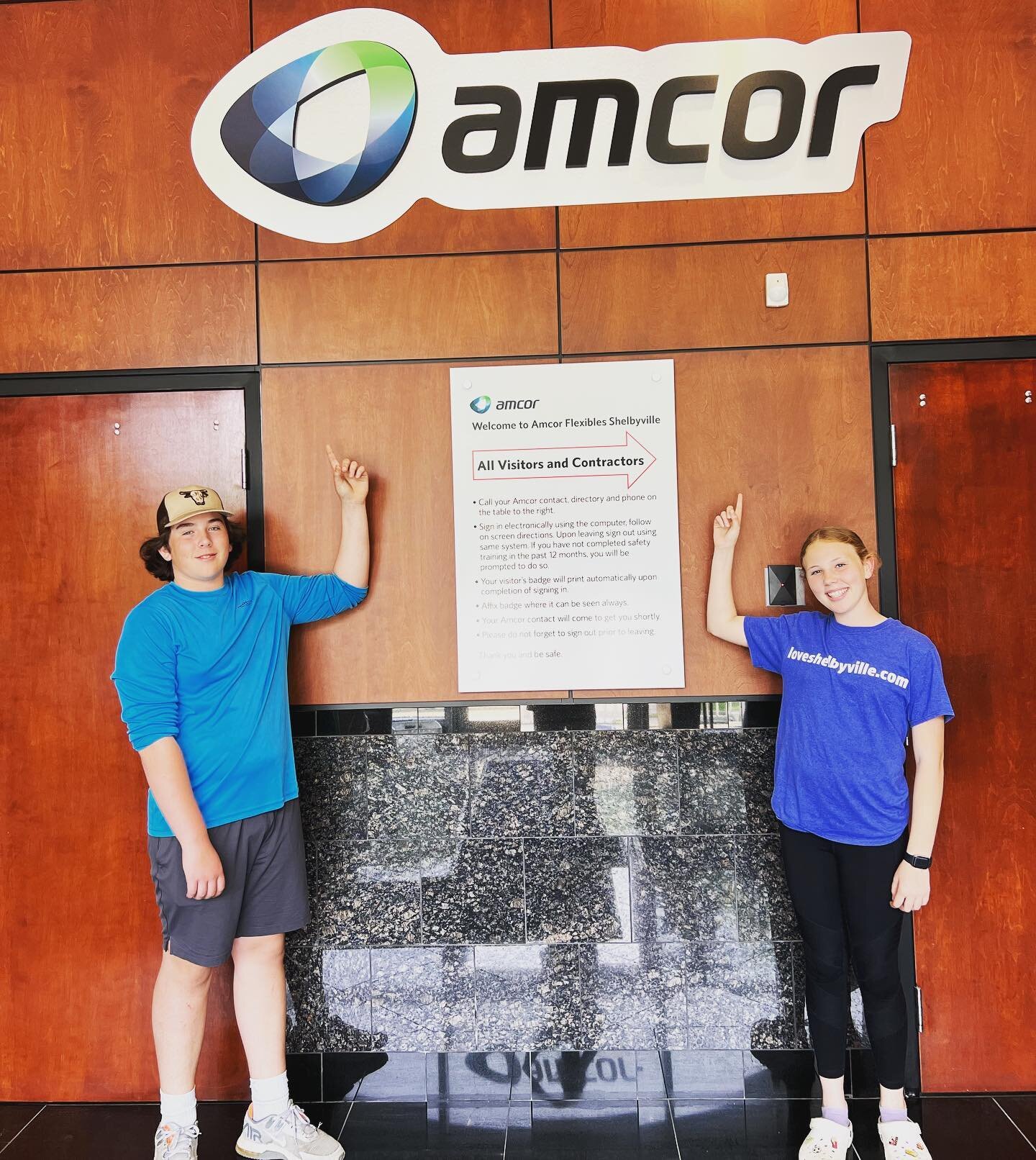 The kids and I made a special delivery yesterday to @amcorltd in Shelbyville. Amcor chose to use Bluegrass Beef burgers and brats for their employee cookout! It probably would have been easier for them to buy meat from a big box store, but instead th