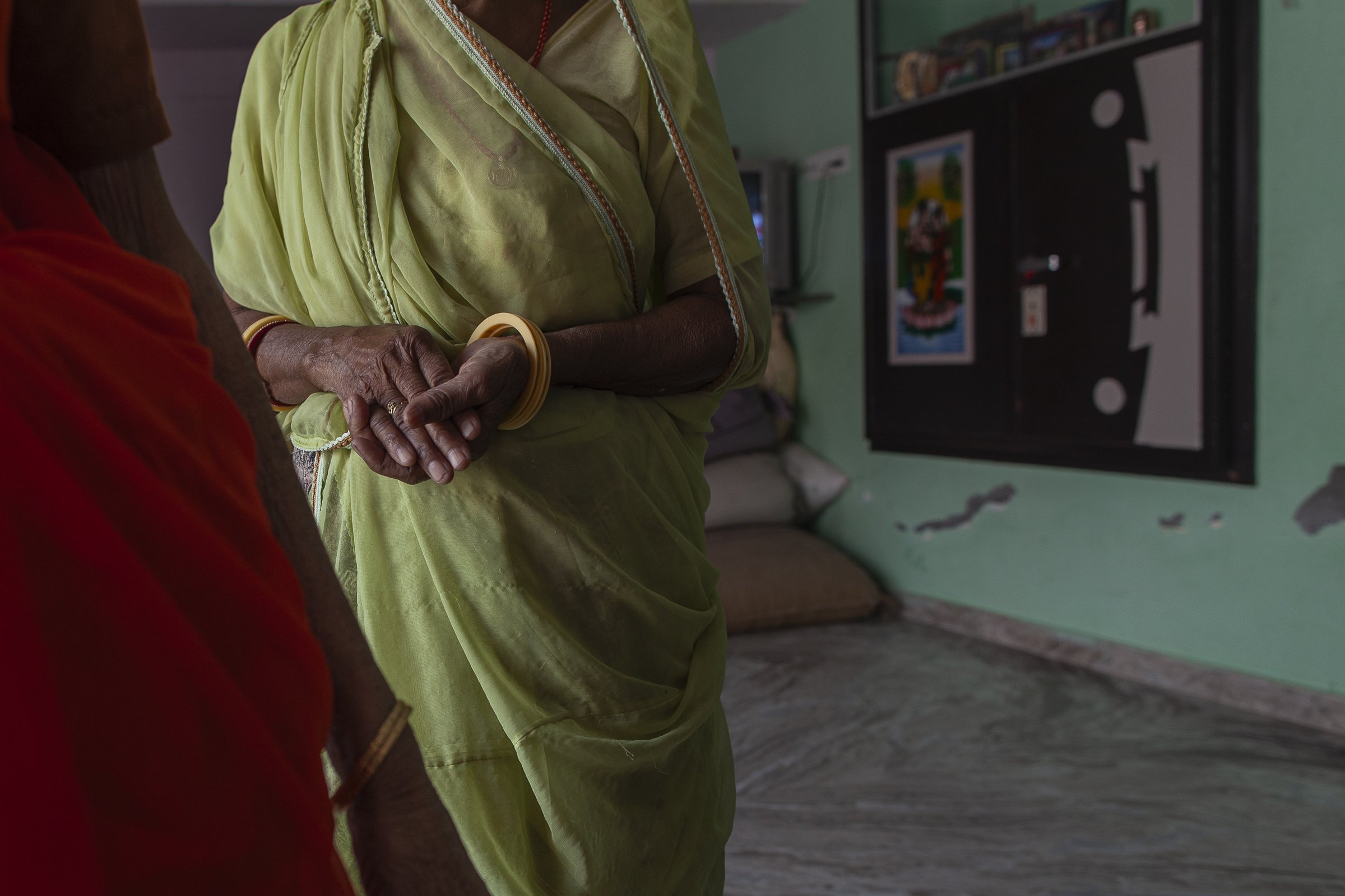 R.FS.SchoolLady-09.jpg