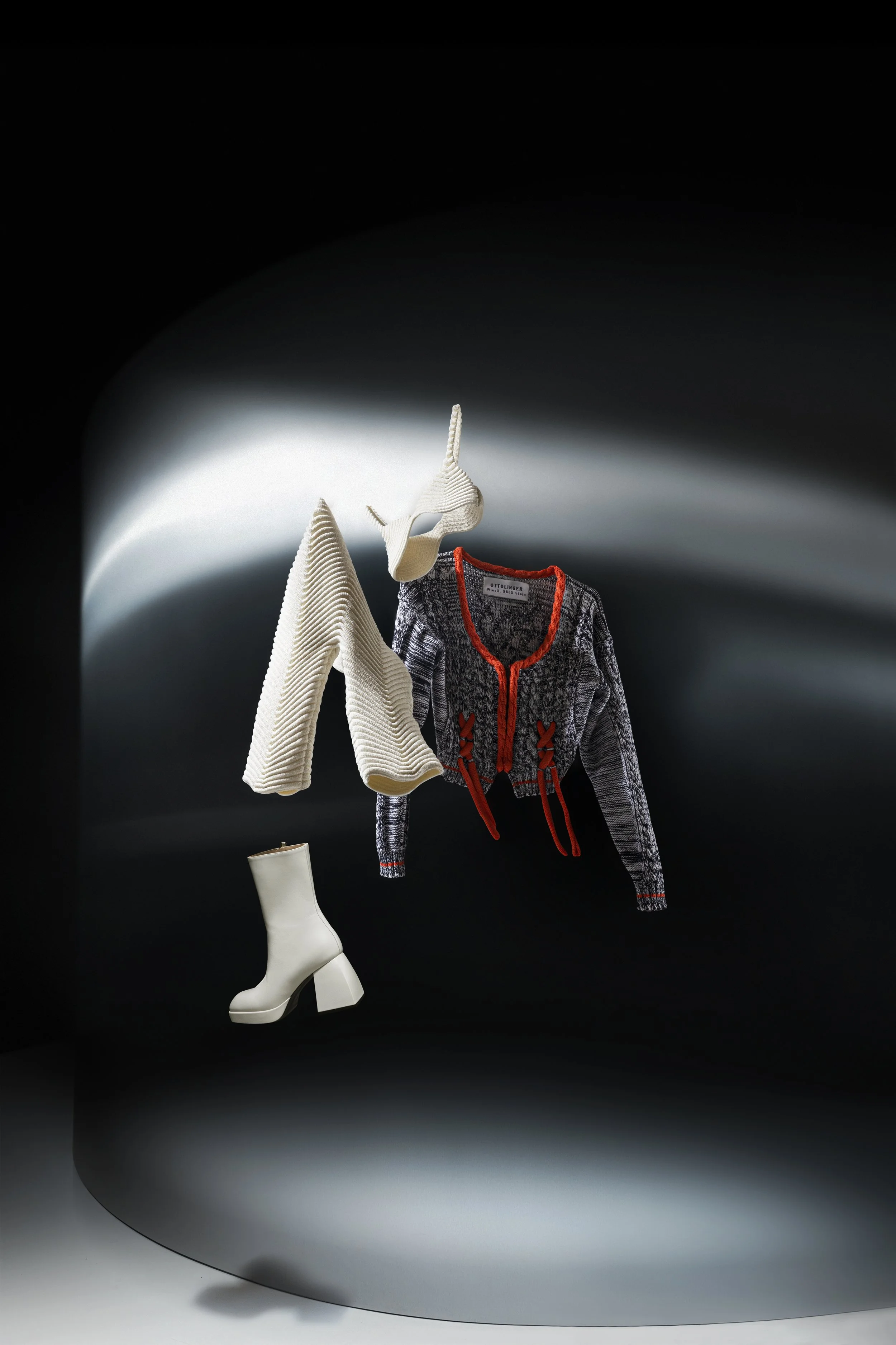 OTTOLINGER ISA BOULDER 2.jpg