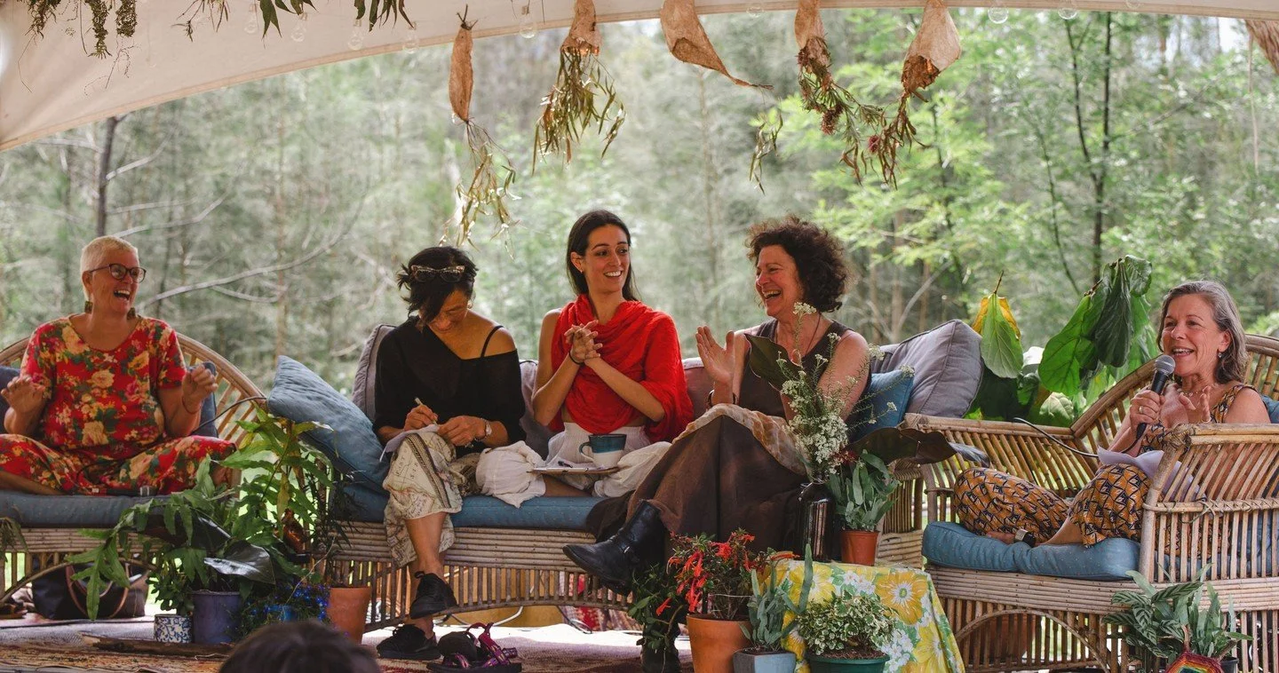 Gorgeous, fun moments from our Wise Women panel  hosted by Dayna Santana in 2022 ❤️🧡🩷⁠
⁠
Photos by @genfrench