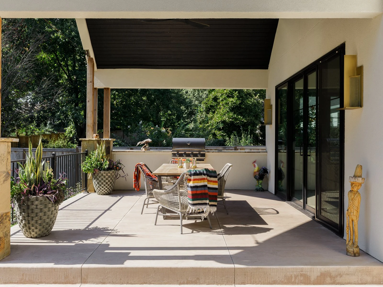Spanish_Modern_Adam_Pfeifer-19.jpg