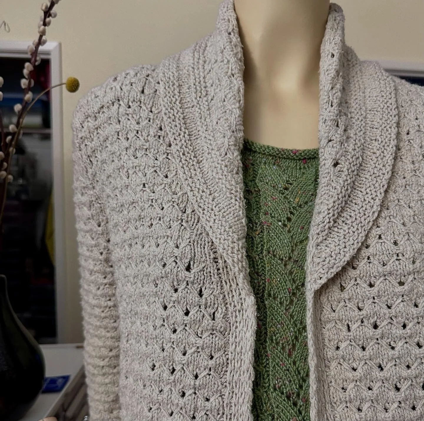 Is your shawl collar looking good? If not, take a class from me @vogueknittingonline live in NY in January. I can&rsquo;t wait to show you all the tips I have for you. 
While you are looking for classes to take, check my other 5 classes on different 