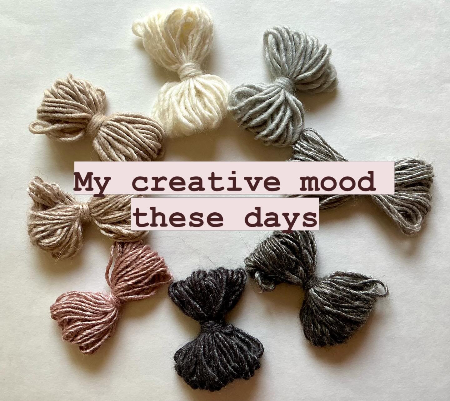 Metallico by @blueskyfibers and Moonshine by @junipermoonfarm. Both are a dream to work with. Have you tried them yet? Can you tell which are which?
#yarnlove #slipstitch #knitting #fainagoberstein #knitwear