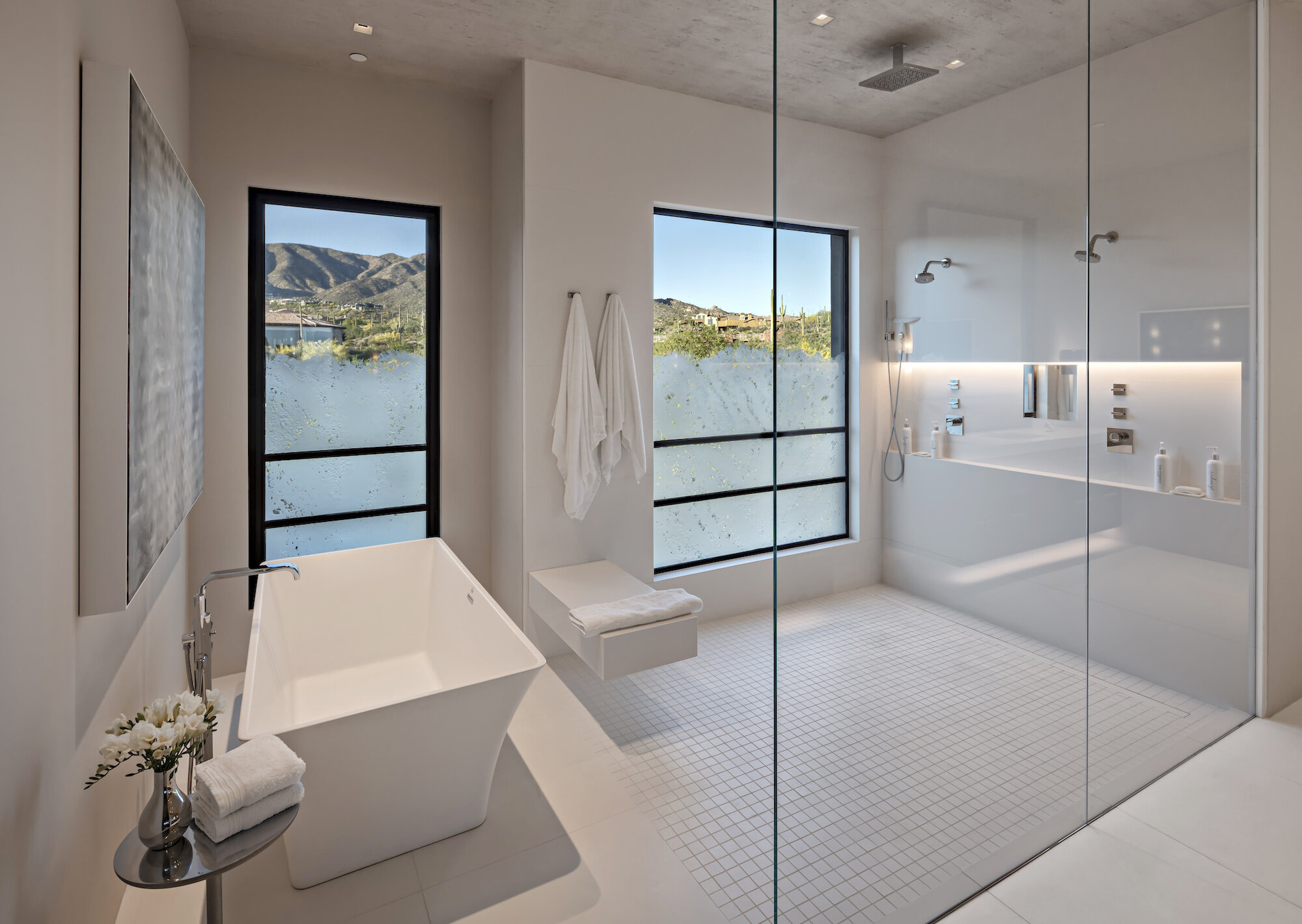 1 A custom modern home in Scottsdale - 14.jpeg