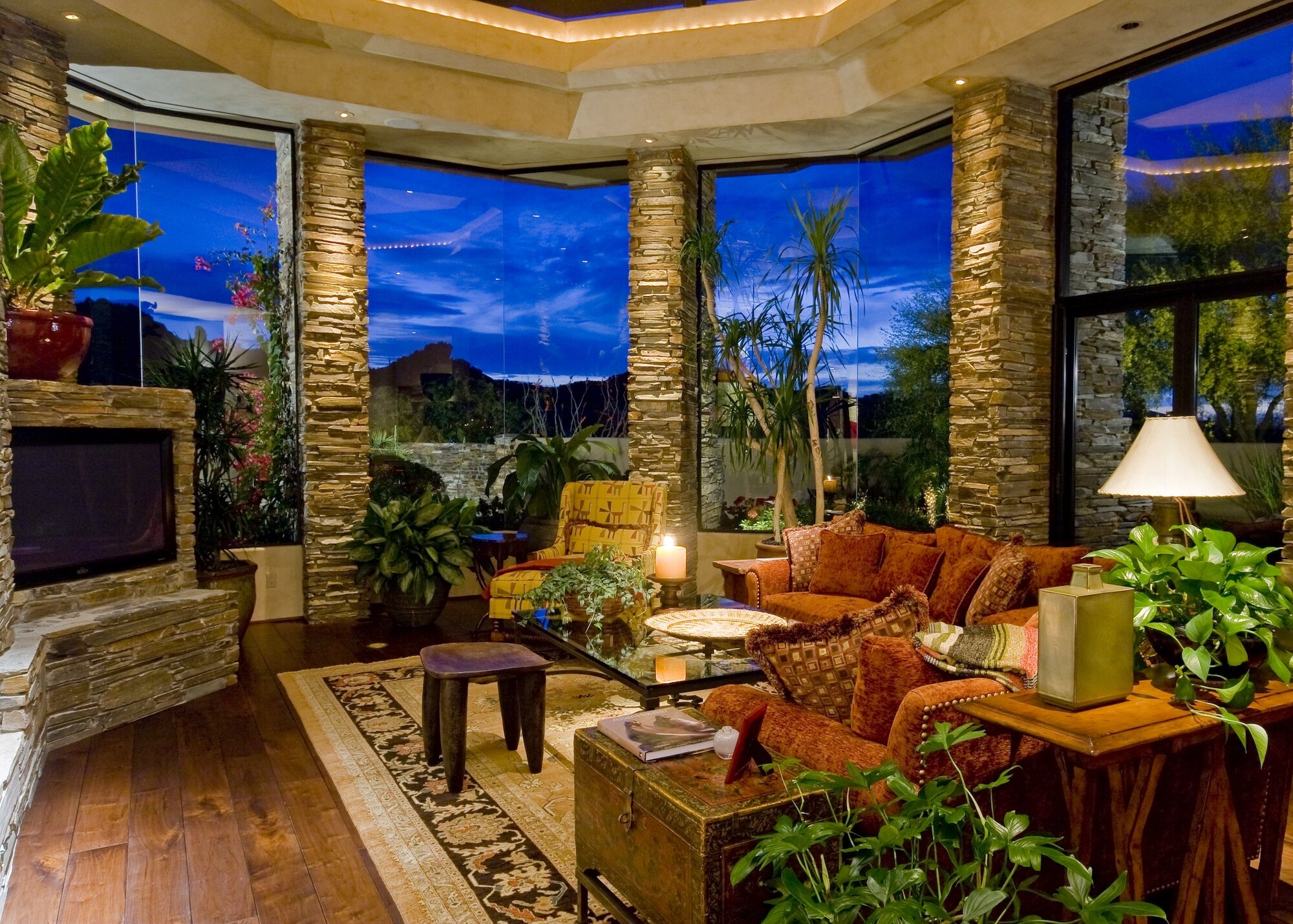 2 A custom modern home in Scottsdale - 07.jpeg