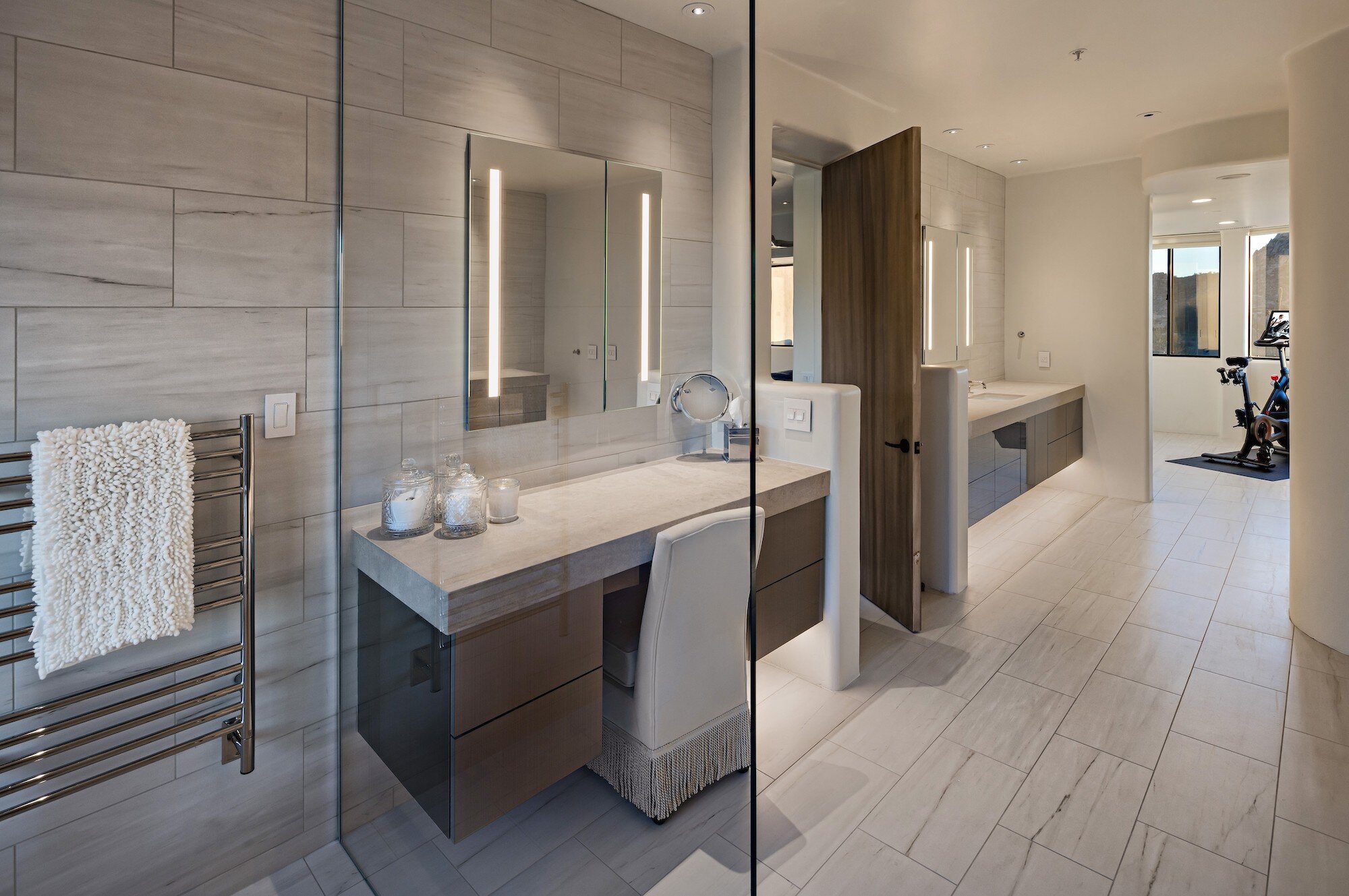 3 A custom modern home in Scottsdale - 12.jpeg