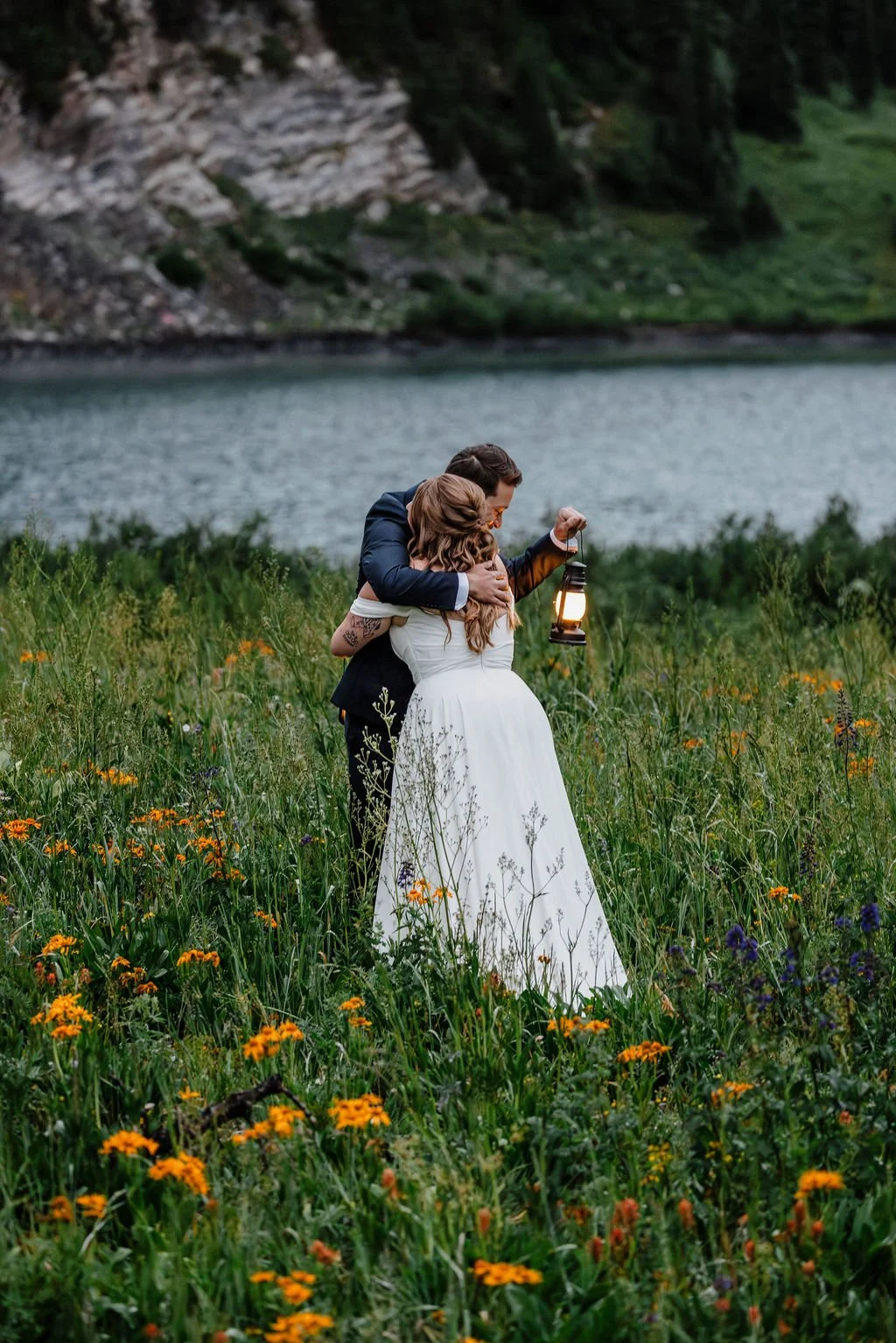 Crested-Butte-Colorado-Wildflower-Elopement_0008.jpg