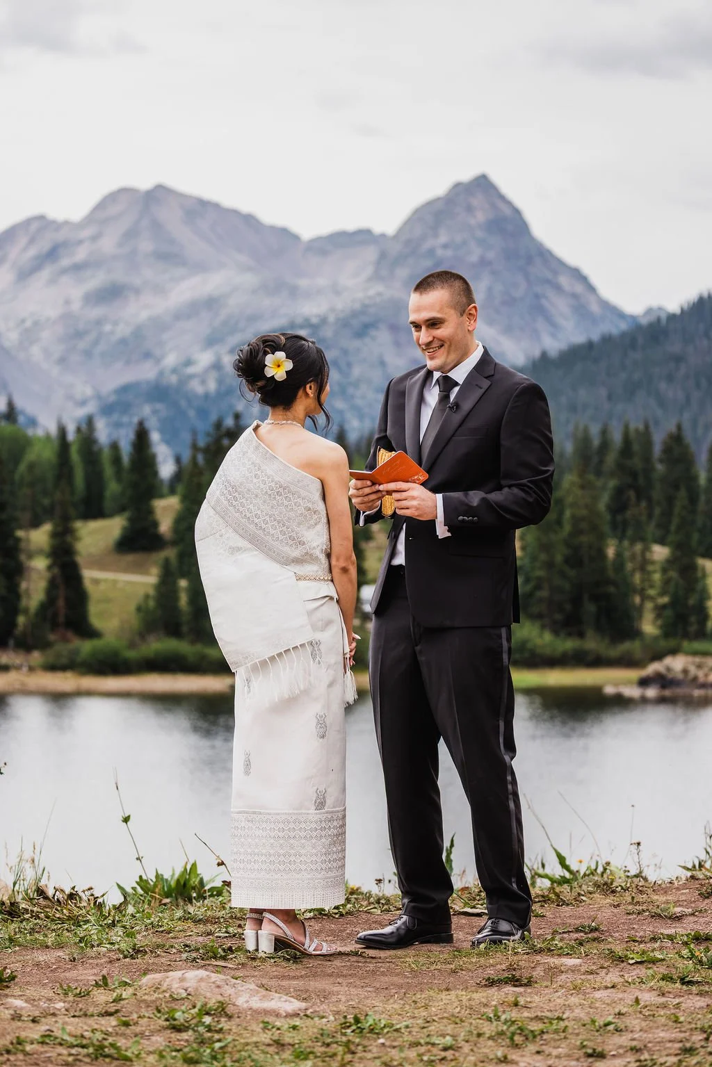 2-Day-Elopement-in-Ouray-Colorado_Vow-of-the-Wild-040.jpg