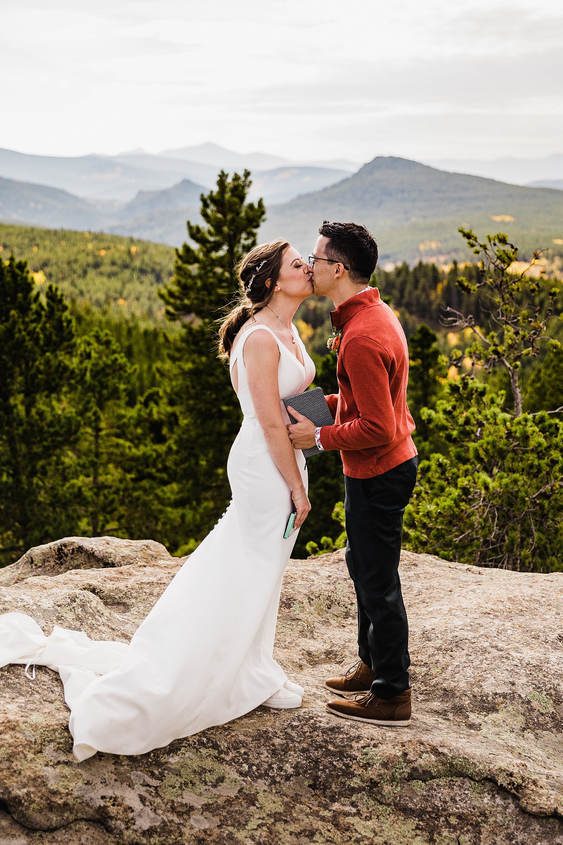 Fall Colorado Elopement | Dog-Friendly Elopement | Vow of the Wild