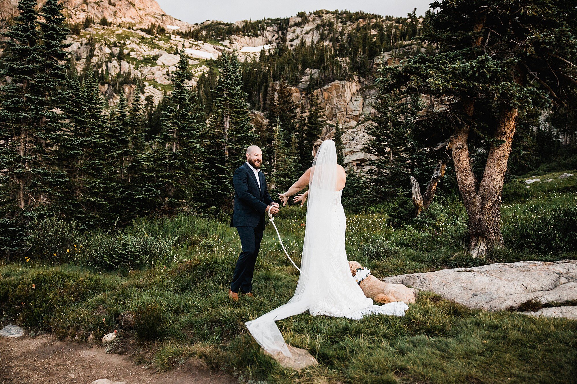 Colorado Elopement | Dog-Friendly Hiking Elopement at Sunrise