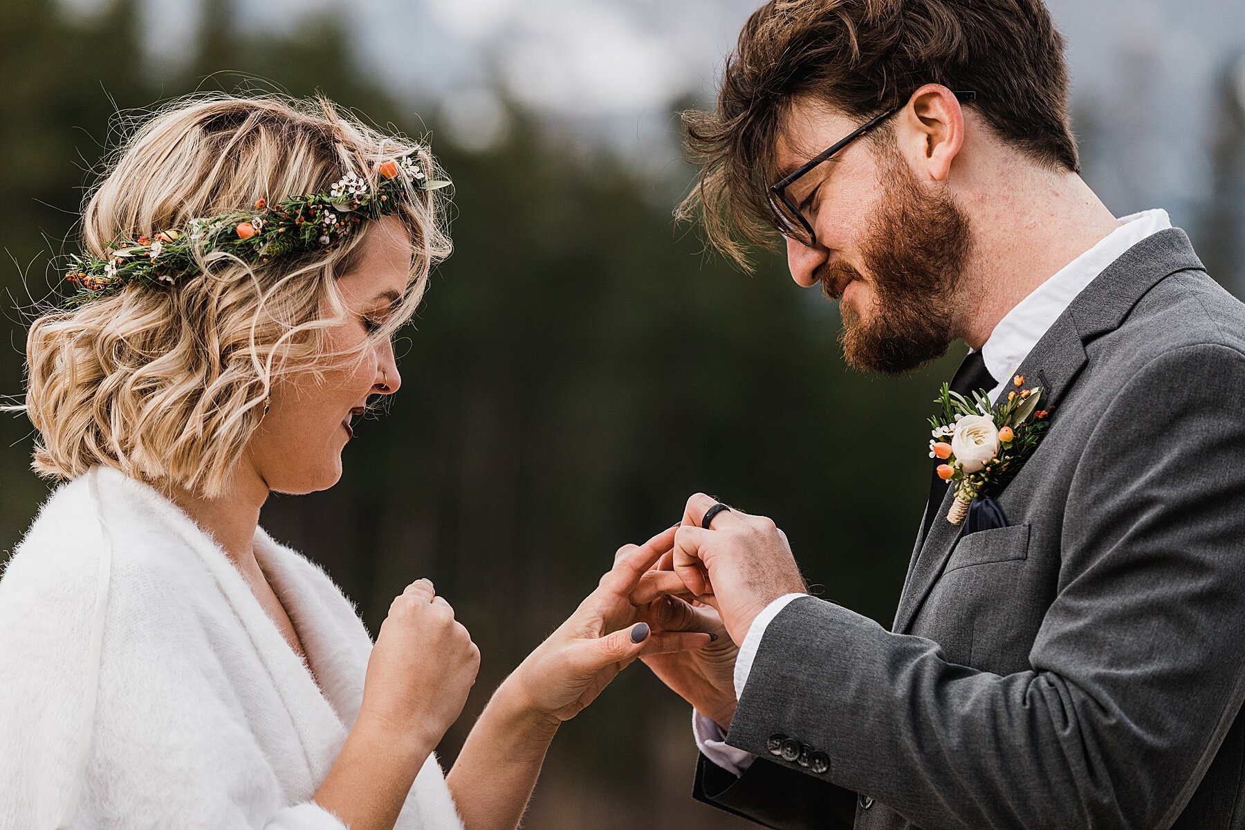 Sprague Lake Wedding Ceremony | Rocky Mountain National Park Wedding | Colorado | Vow of the WildSprague Lake Wedding Ceremony | Rocky Mountain National Park Wedding | Colorado | Vow of the Wild