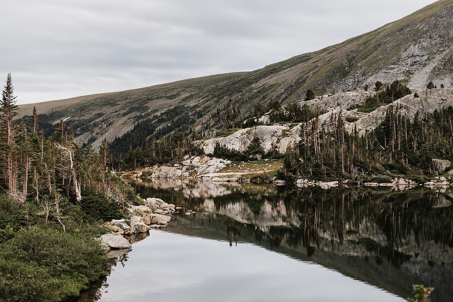 Sunrise Alpine Lake Elopement in the Mountains of Colorado | Vow