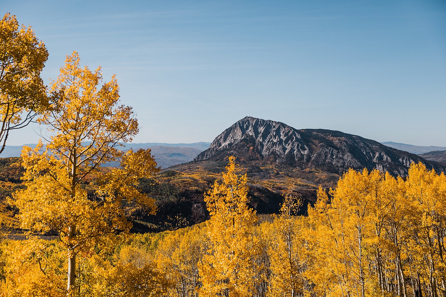 Fall Colors Mountaintop Hiking Elopement | Colorado Elopement Ph