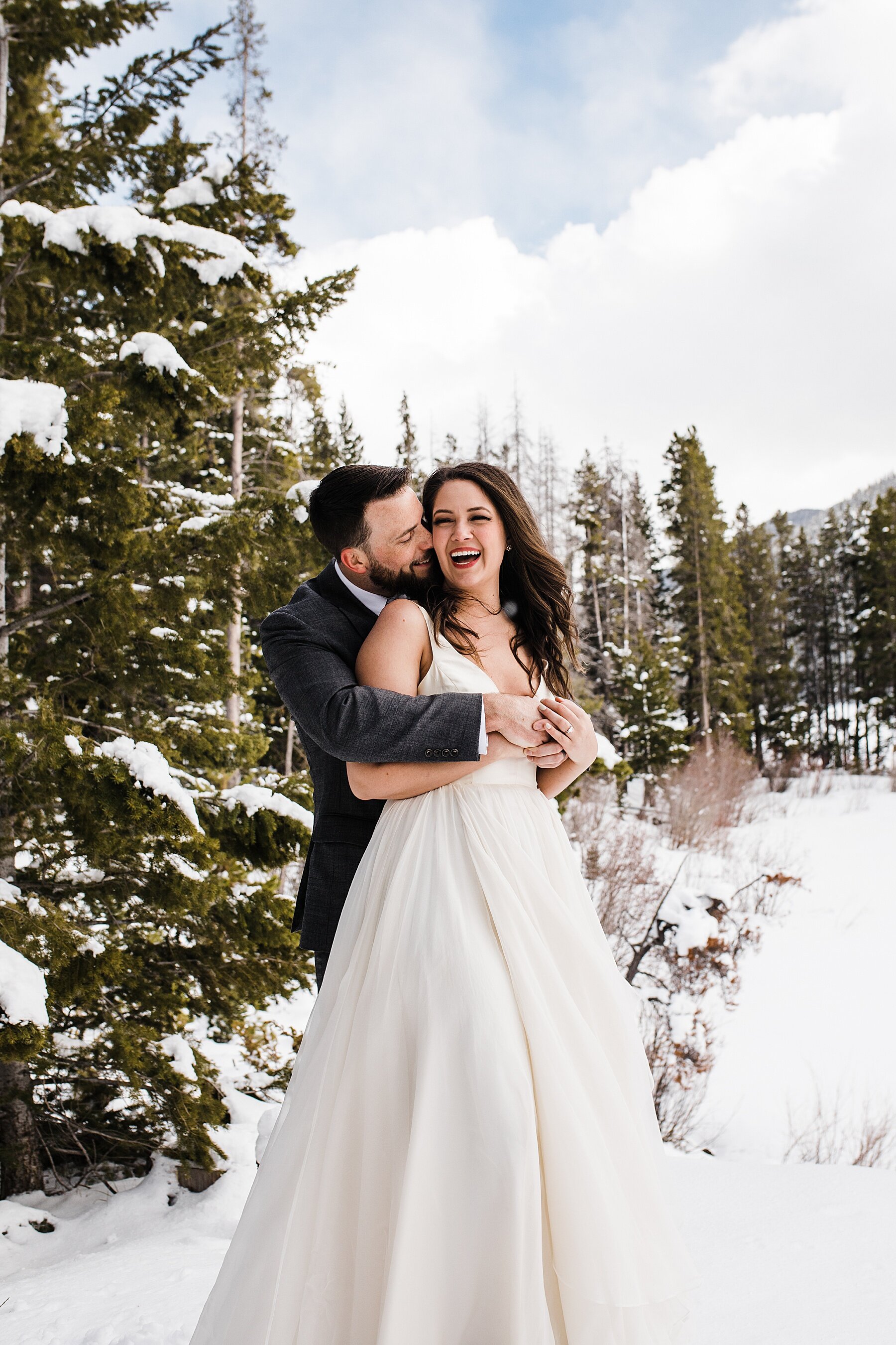 Colorado Winter Hiking Elopement | Colorado Elopement Photograph