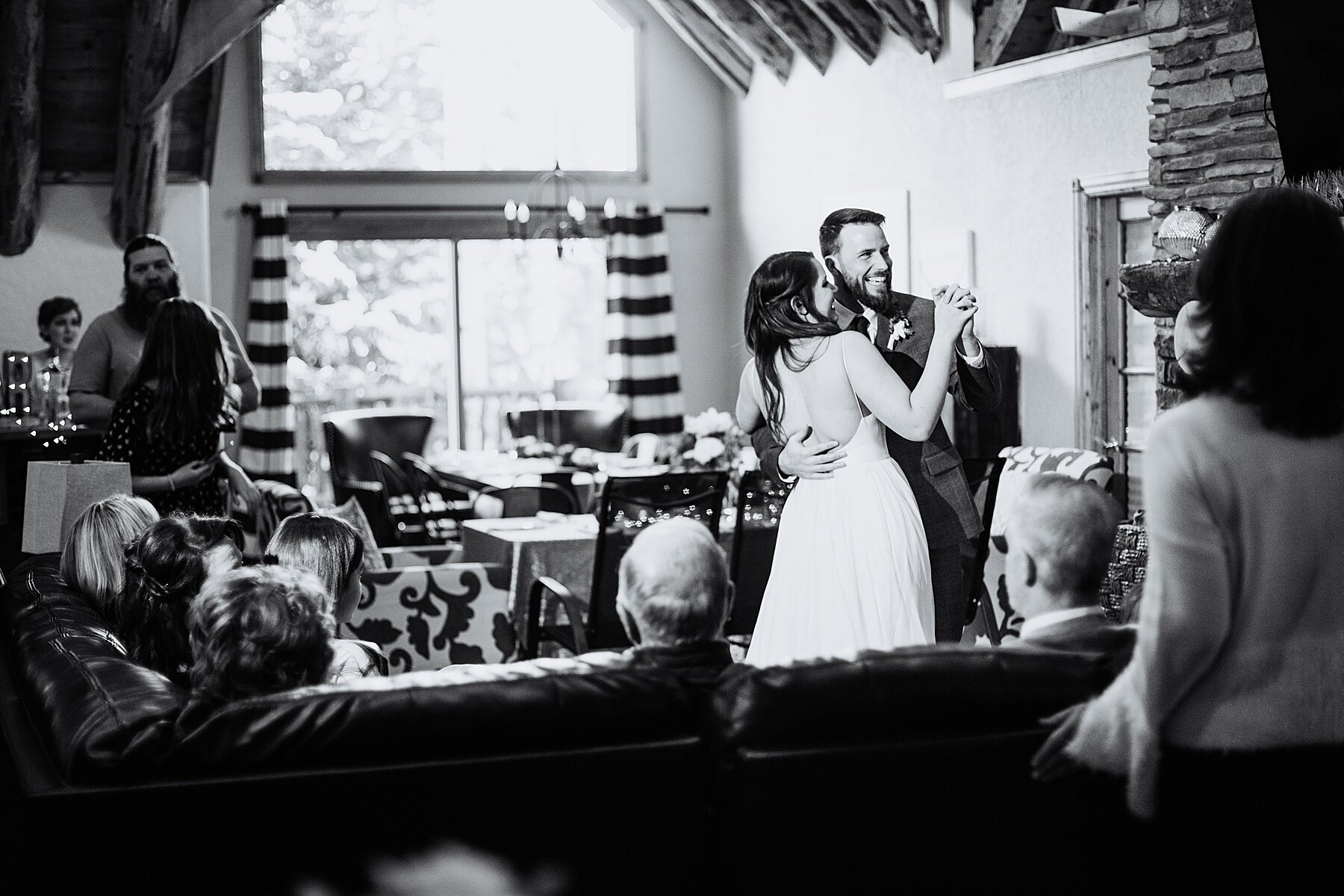 Colorado Winter Hiking Elopement | Colorado Elopement Photograph