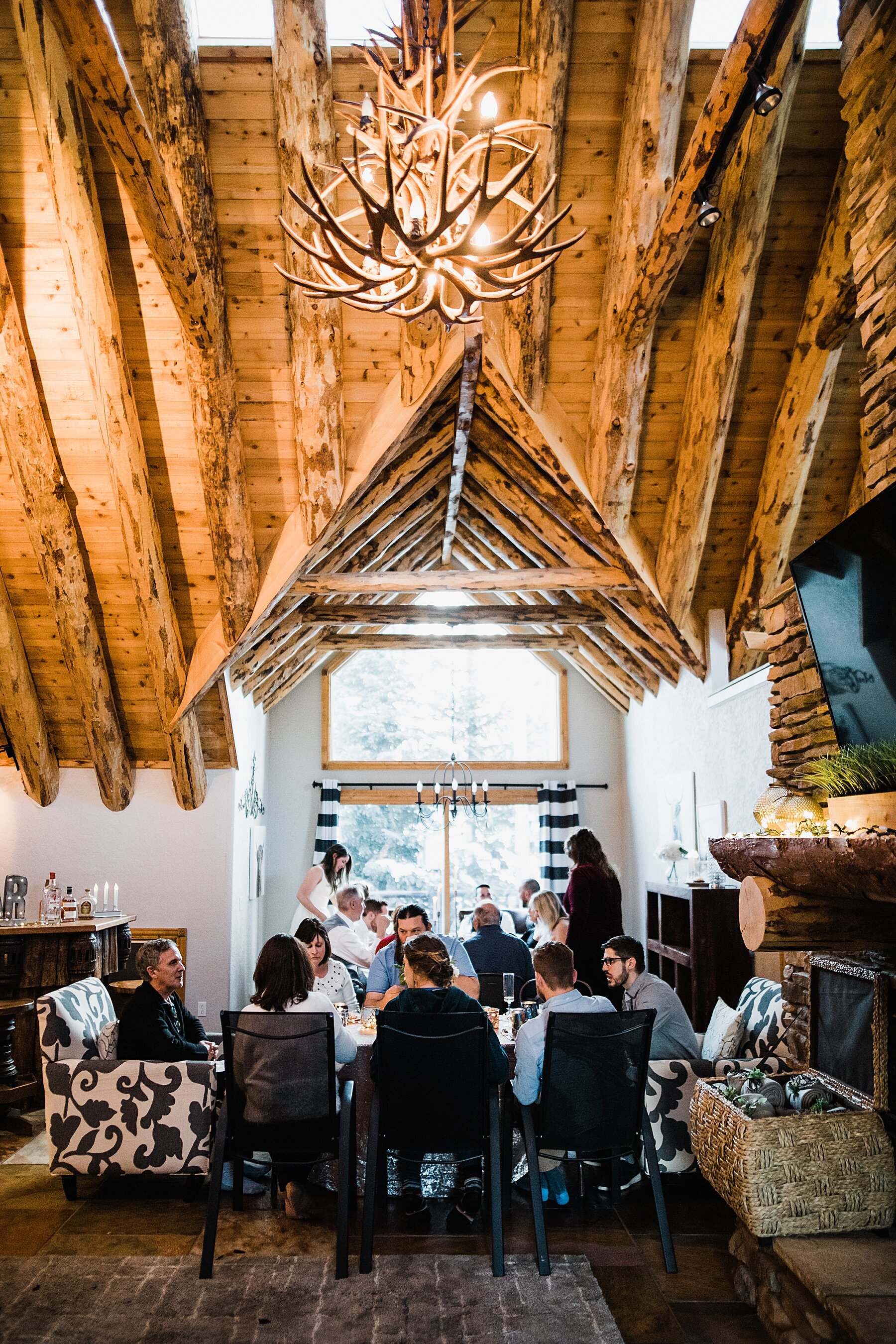 Colorado Winter Hiking Elopement | Colorado Elopement Photograph