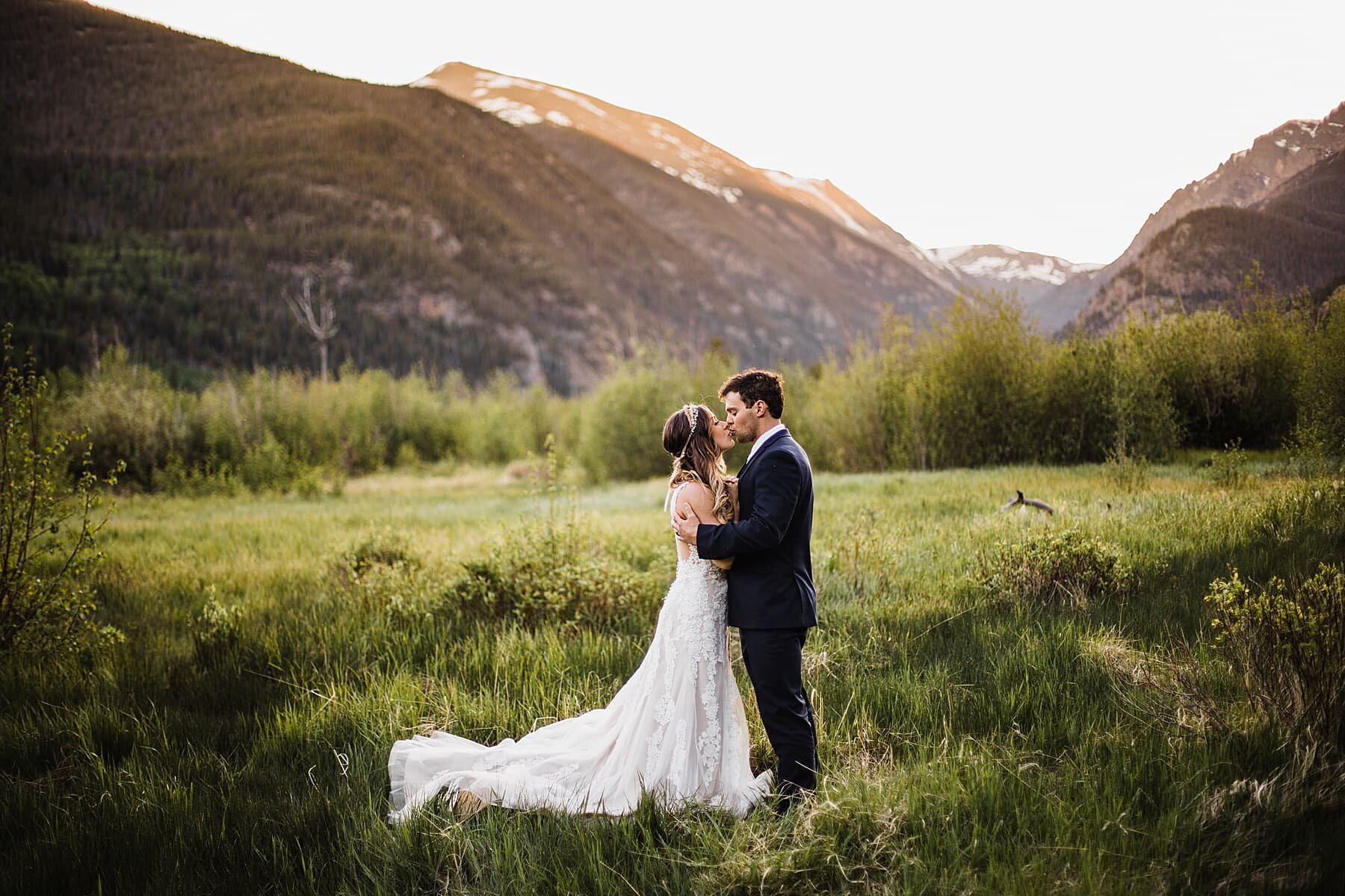 Rocky Mountain National Park Elopement at 3M Curve | Vow of the 