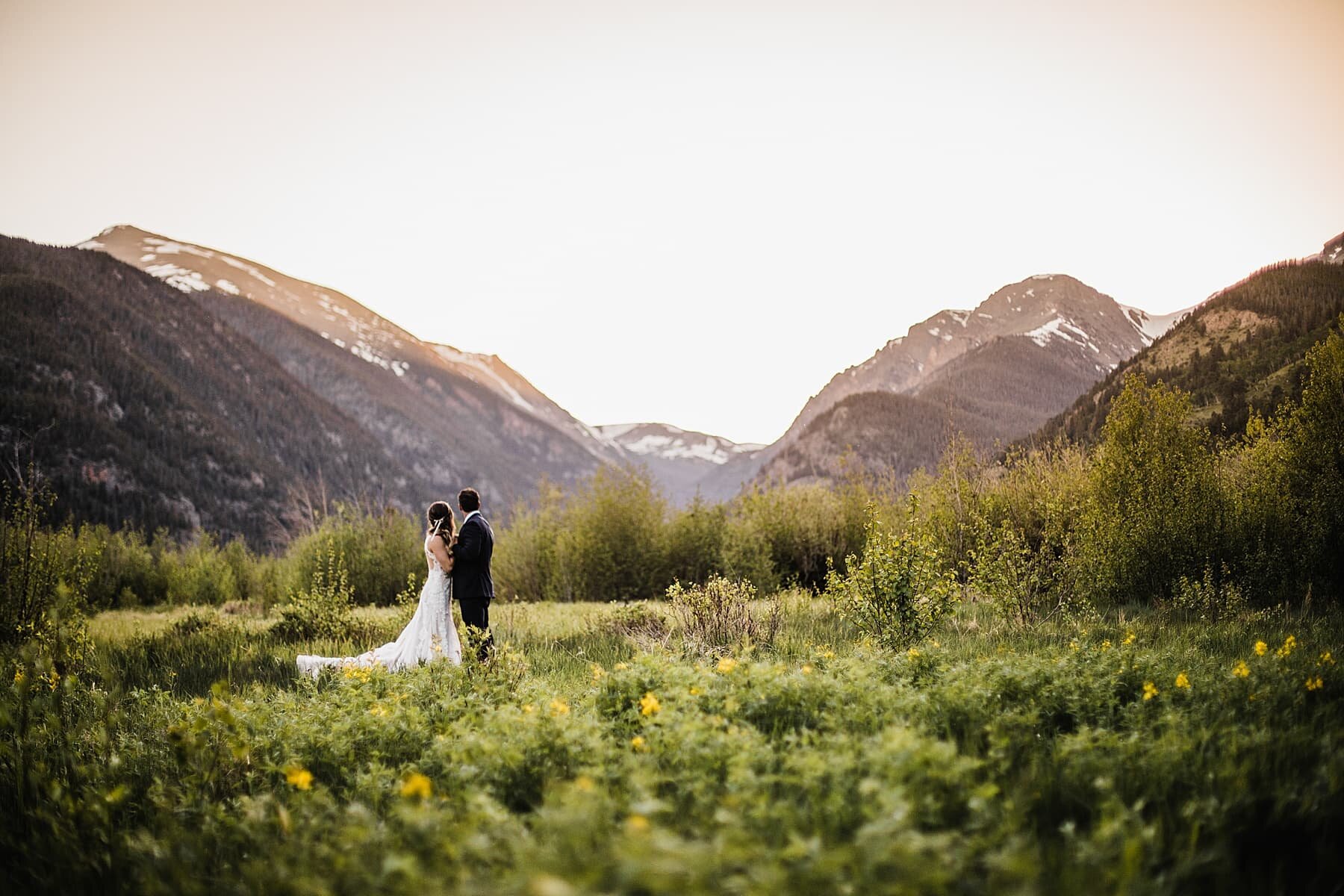 Rocky Mountain National Park Elopement at 3M Curve | Vow of the 