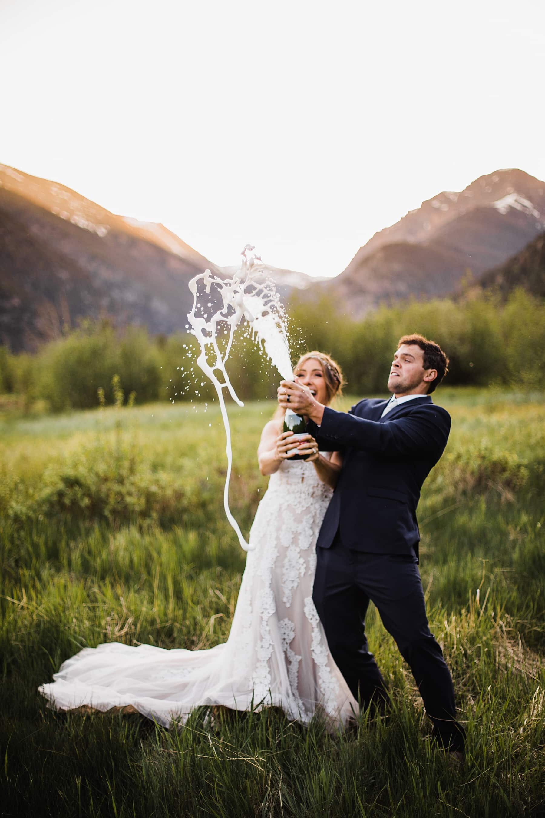 Rocky Mountain National Park Elopement at 3M Curve | Vow of the 