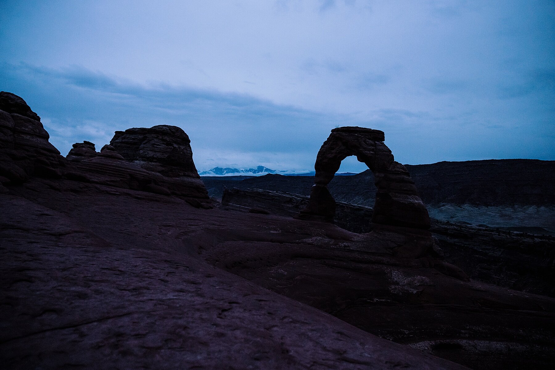 Sunrise Elopement at Arches National Park | Delicate Arch | Moab