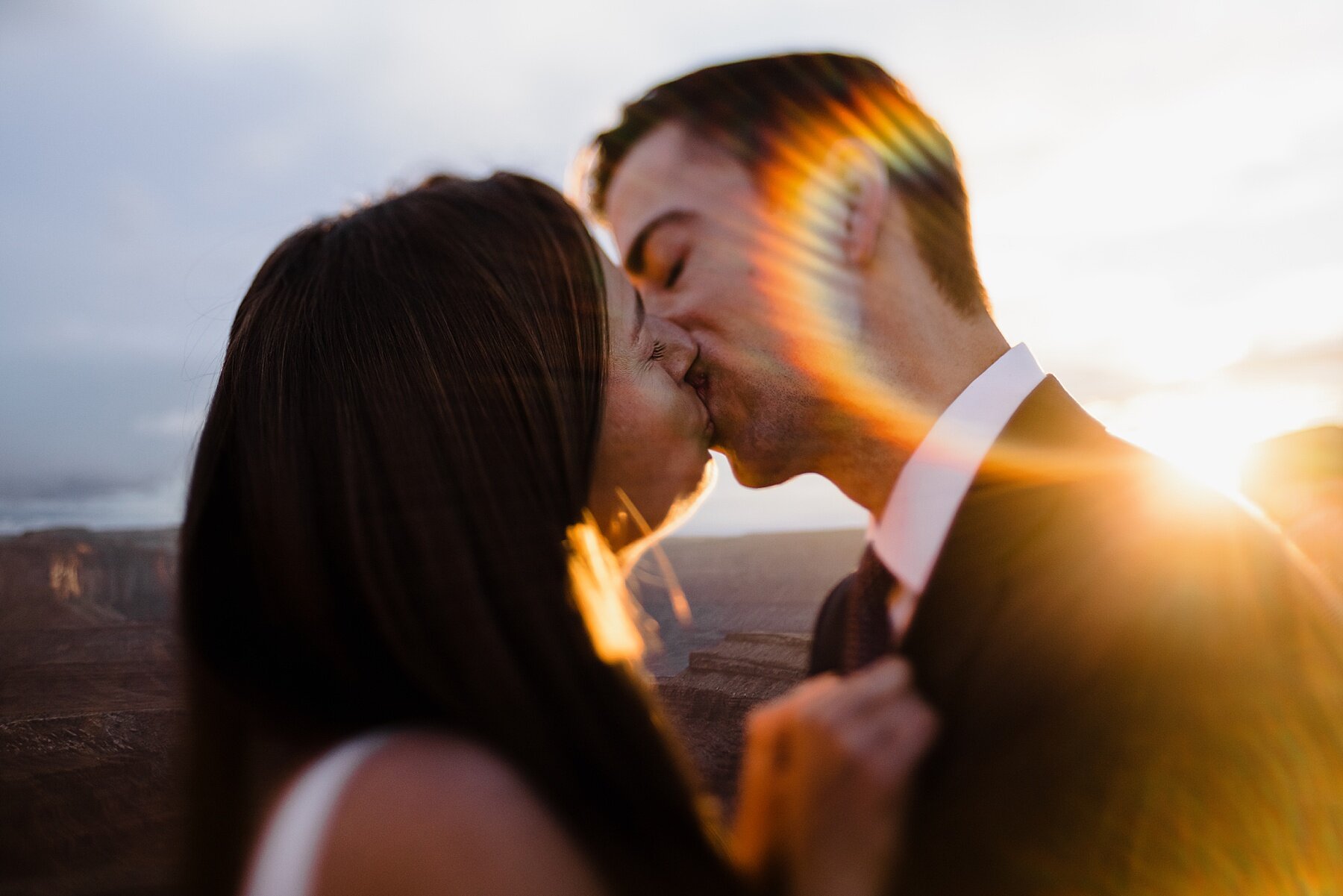 Sunset Elopement in Dead Horse Point State Park | Moab Elopement