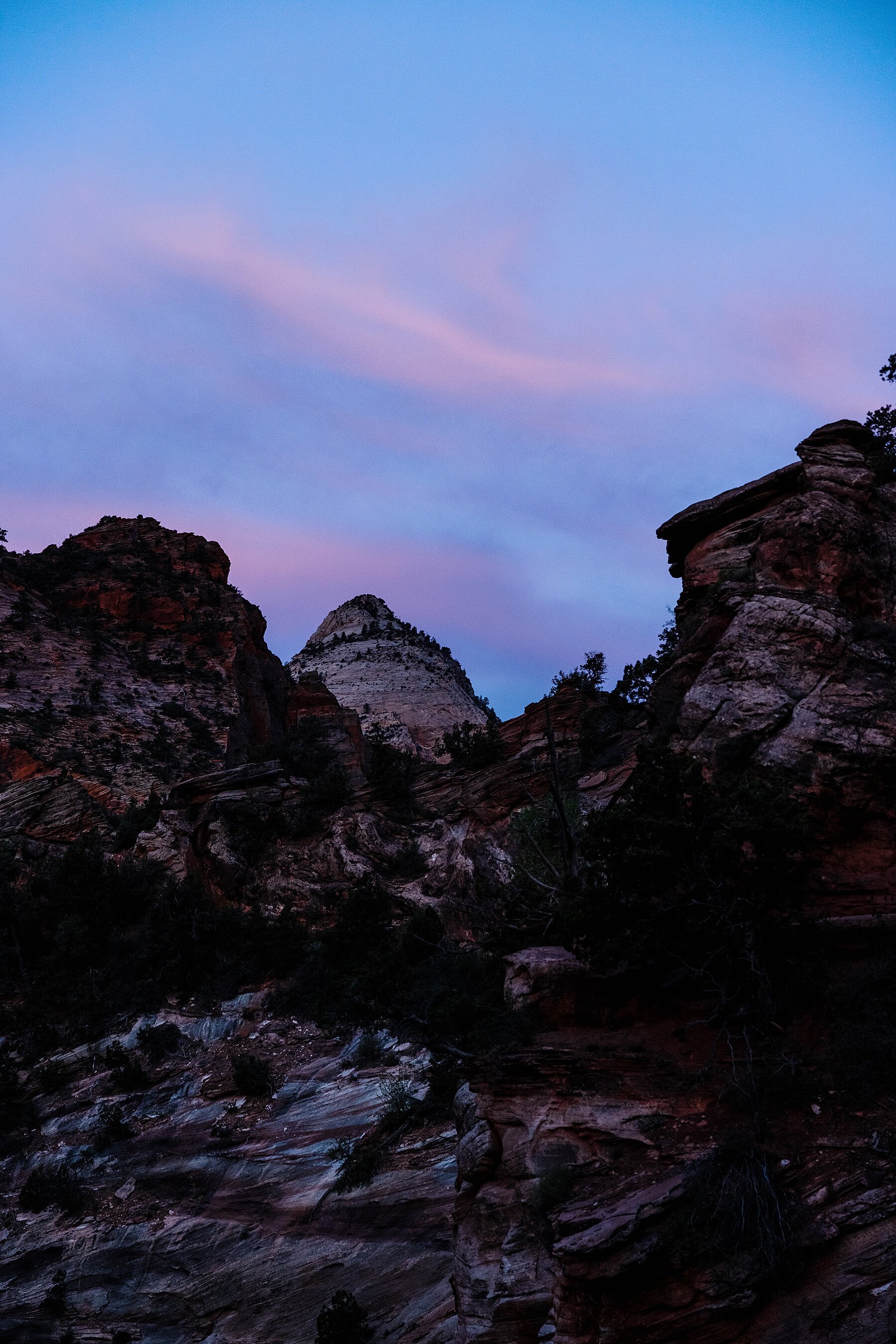 Sand-Dune-Elopement-in_Utah_0001.jpg