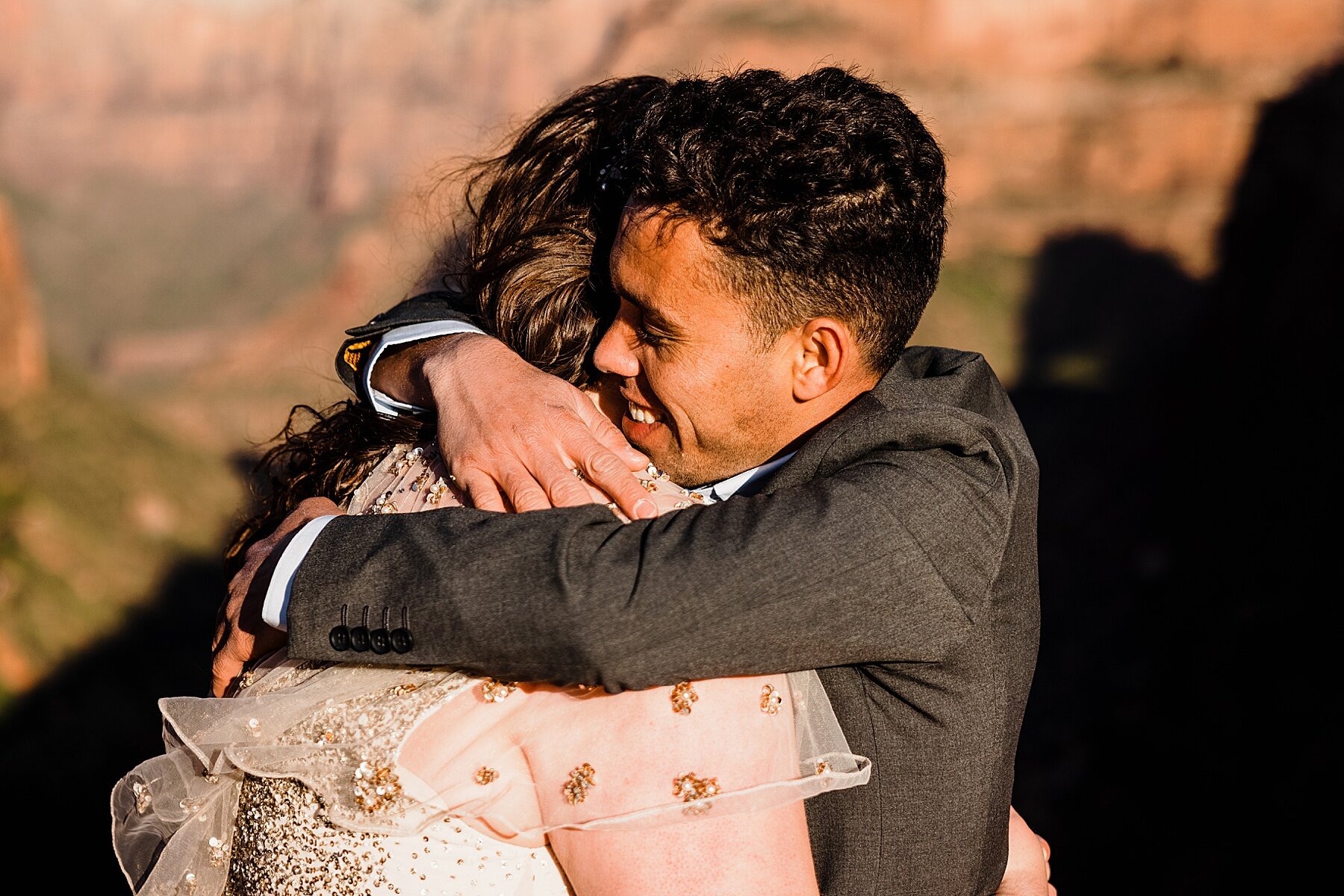 Sand-Dune-Elopement-in_Utah_0017.jpg