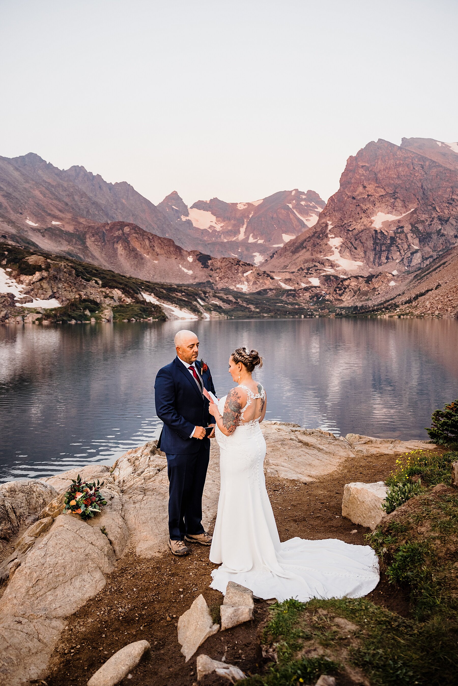 Colorado-Hiking-Elopement-at-Lake-Isabelle_0012.jpg