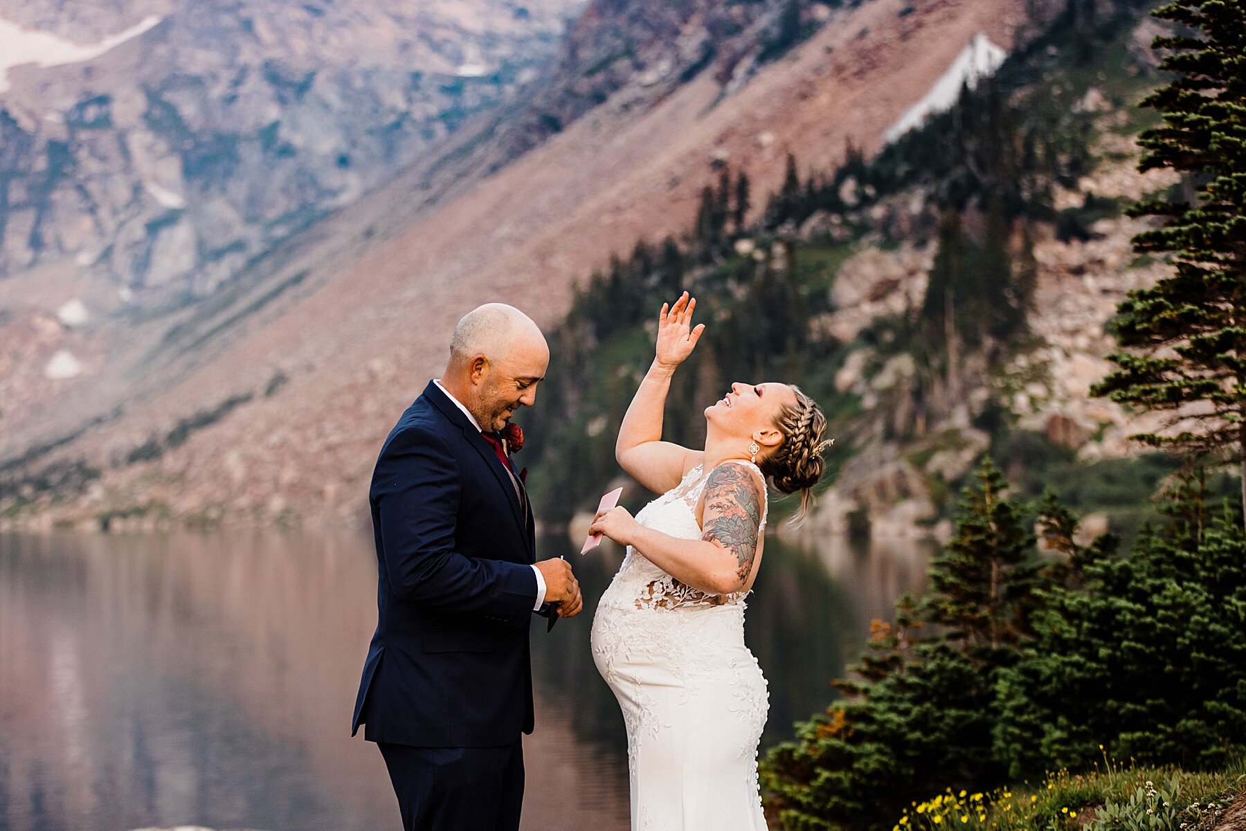 Colorado-Hiking-Elopement-at-Lake-Isabelle_0018.jpg