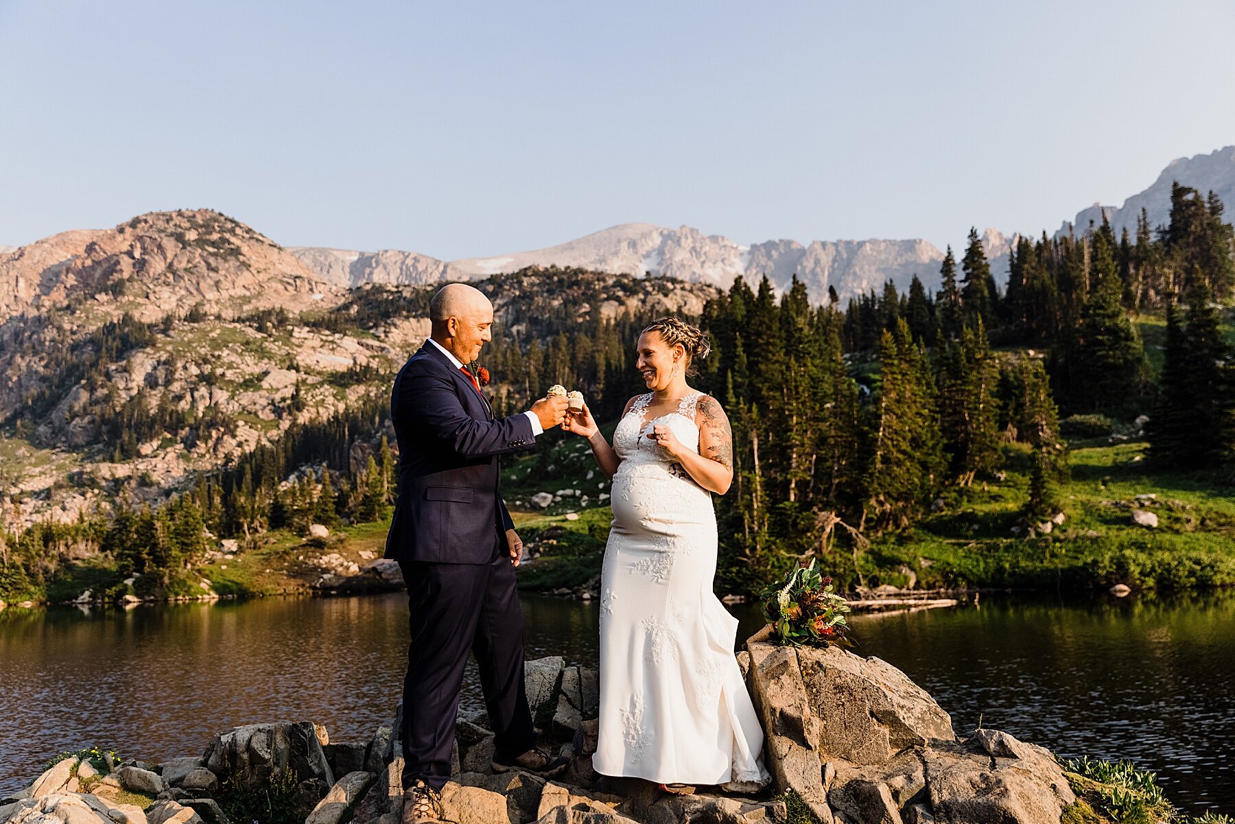 Colorado-Hiking-Elopement-at-Lake-Isabelle_0036.jpg