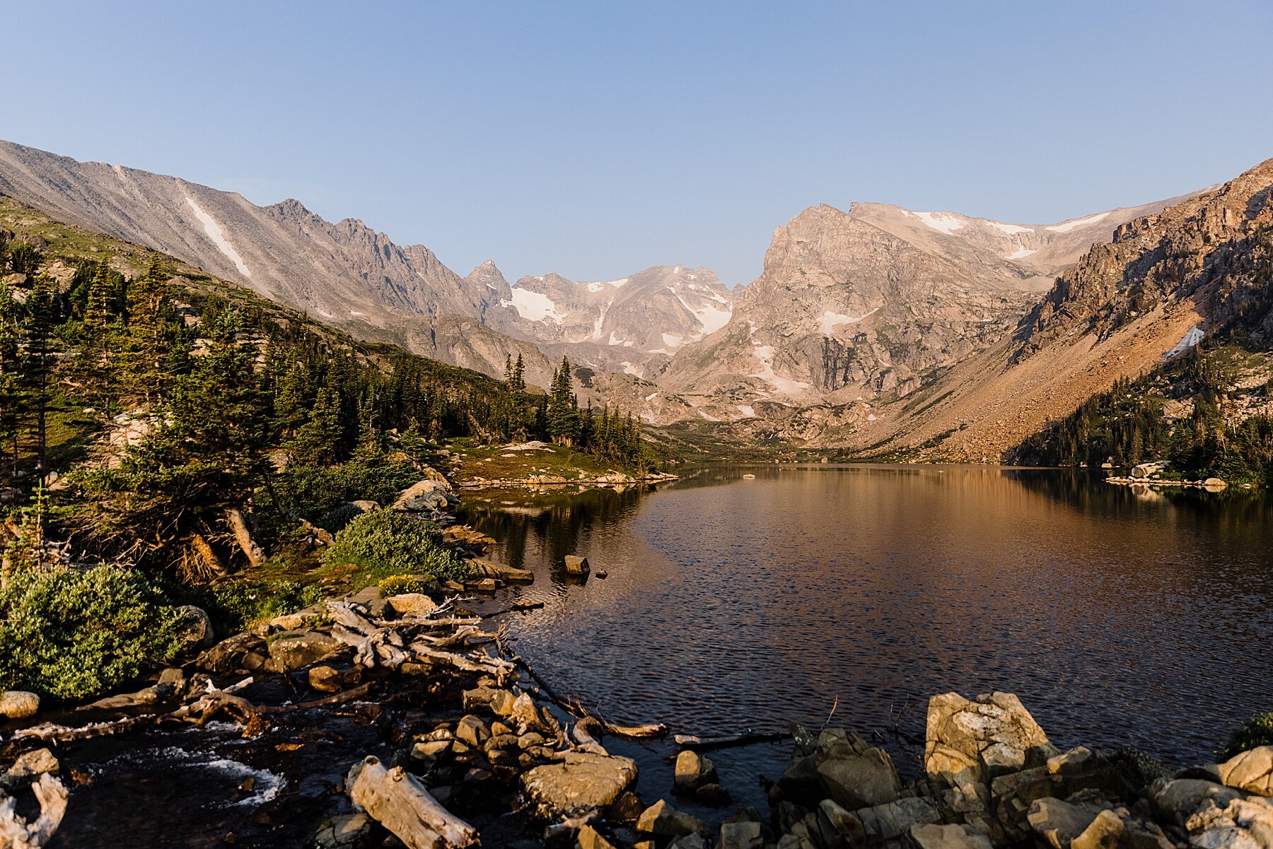 Colorado-Hiking-Elopement-at-Lake-Isabelle_0038.jpg