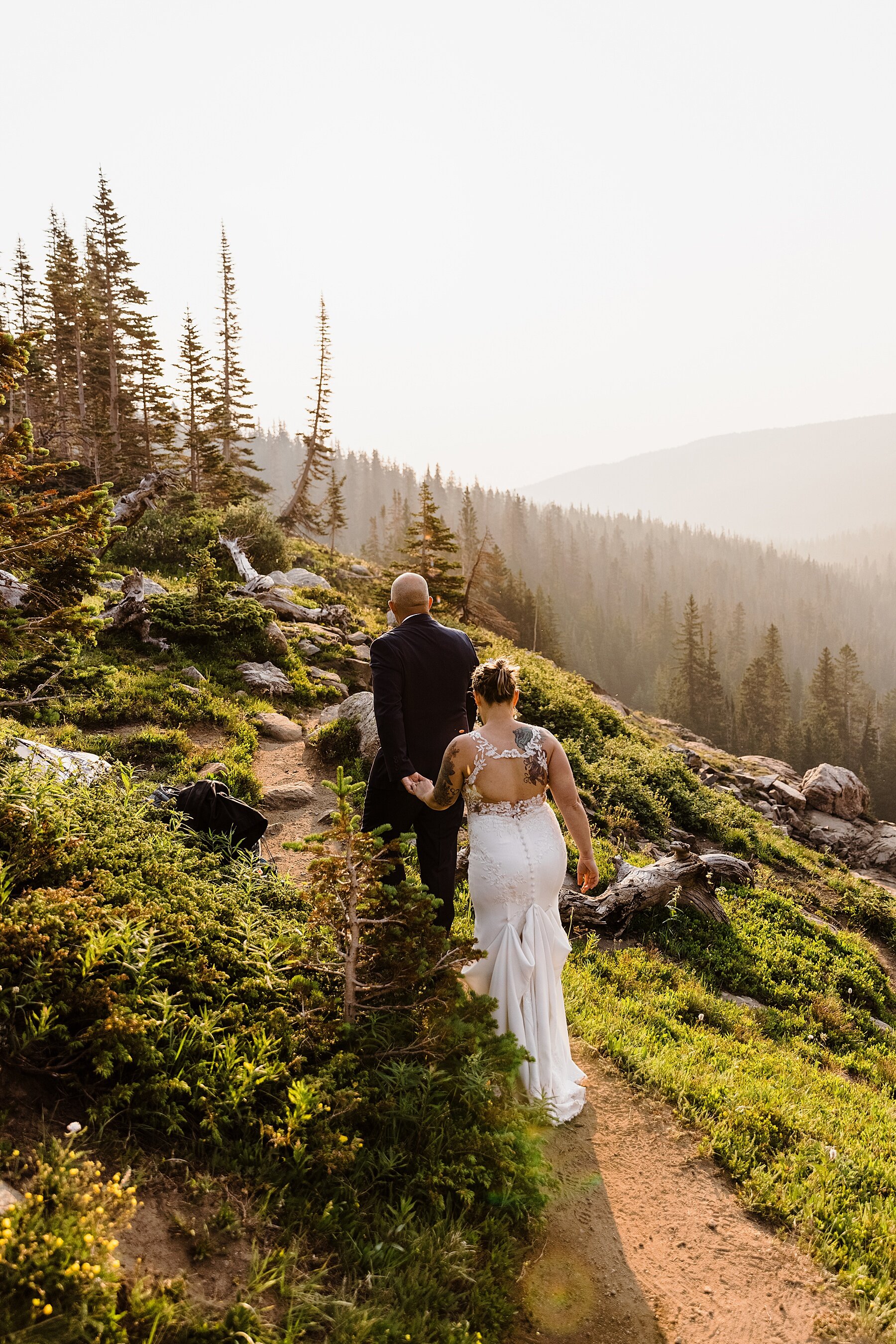 Colorado-Hiking-Elopement-at-Lake-Isabelle_0042.jpg