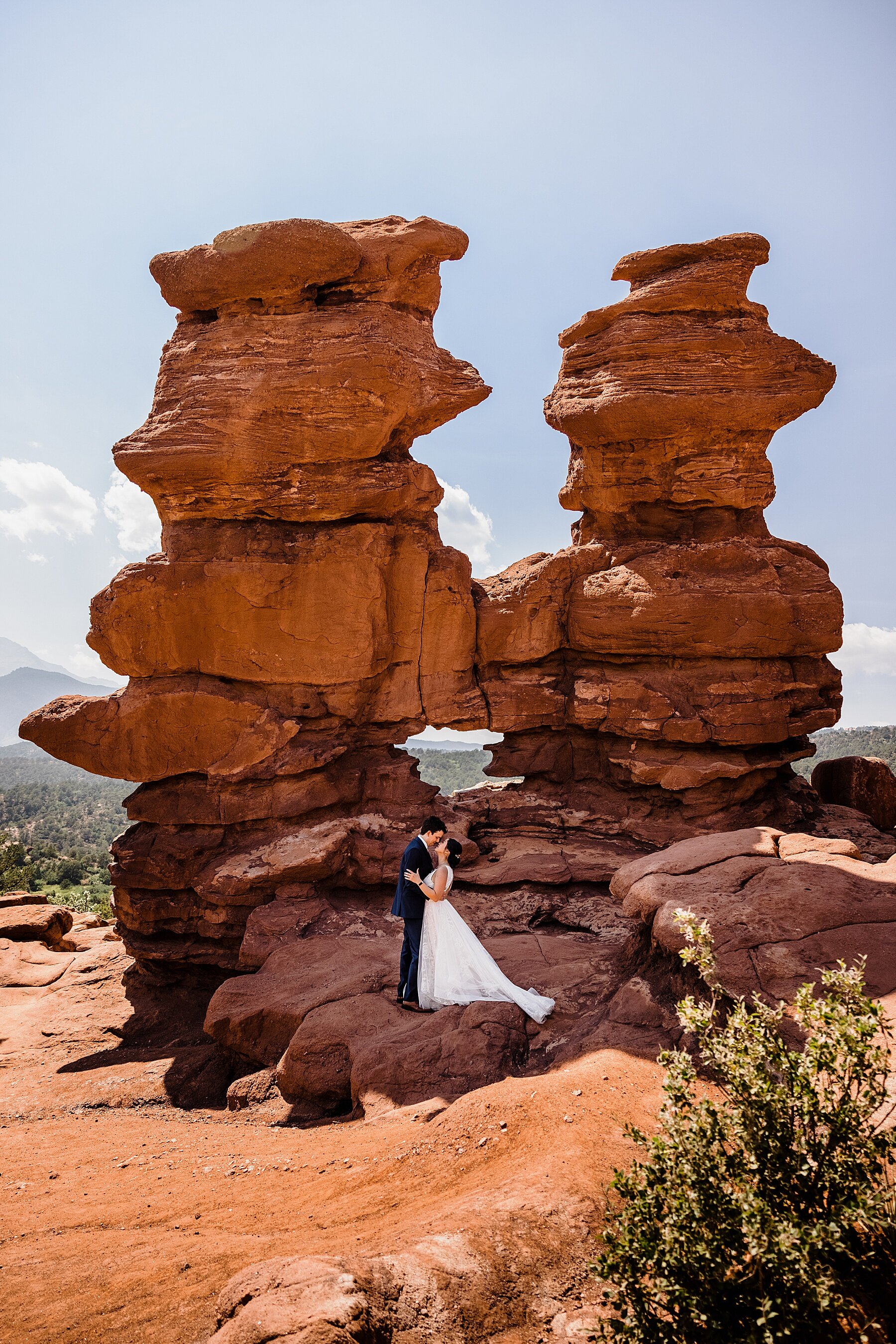 Elopement at Garden of the Gods in Colorado