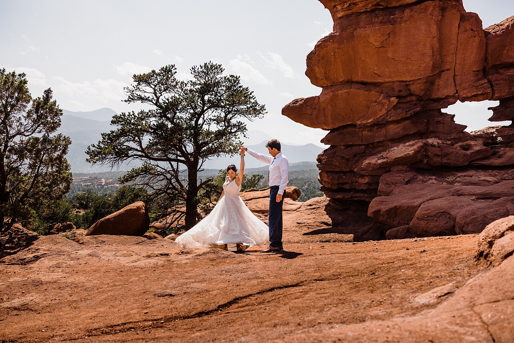 Elopement at Garden of the Gods in Colorado