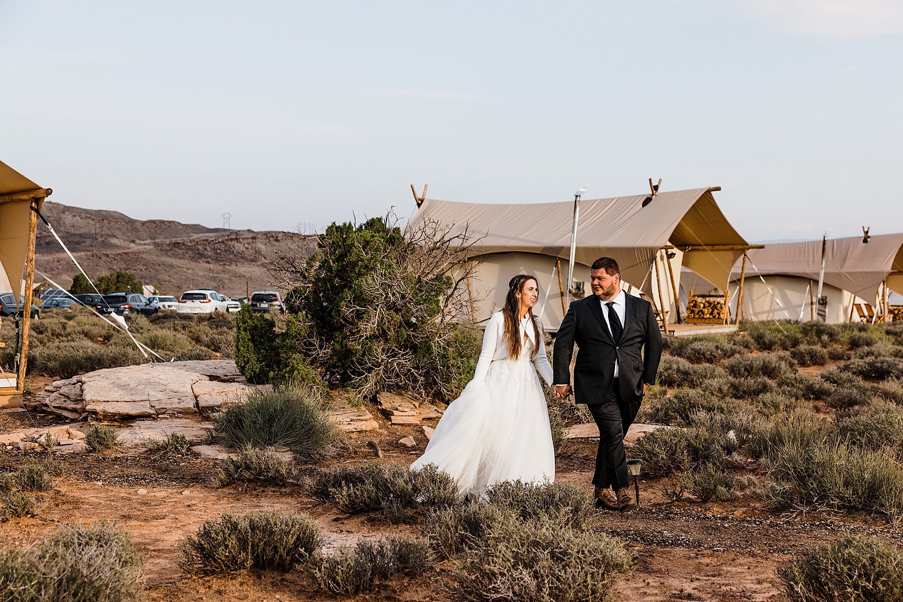 Moab-Elopement-at-Arches-National-Park-and-Dead-Horse-Point-State-Park_0015.jpg