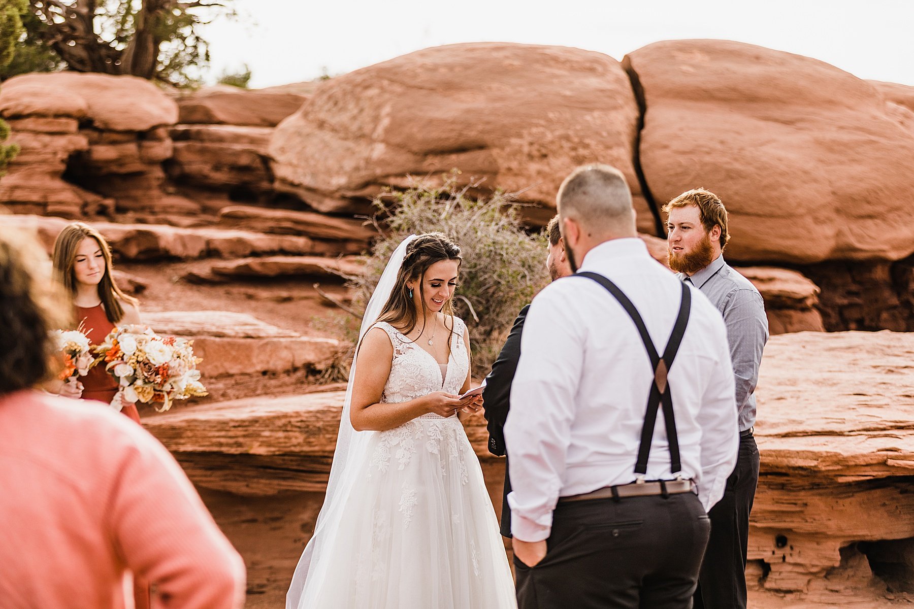 Moab-Elopement-at-Arches-National-Park-and-Dead-Horse-Point-State-Park_0021.jpg