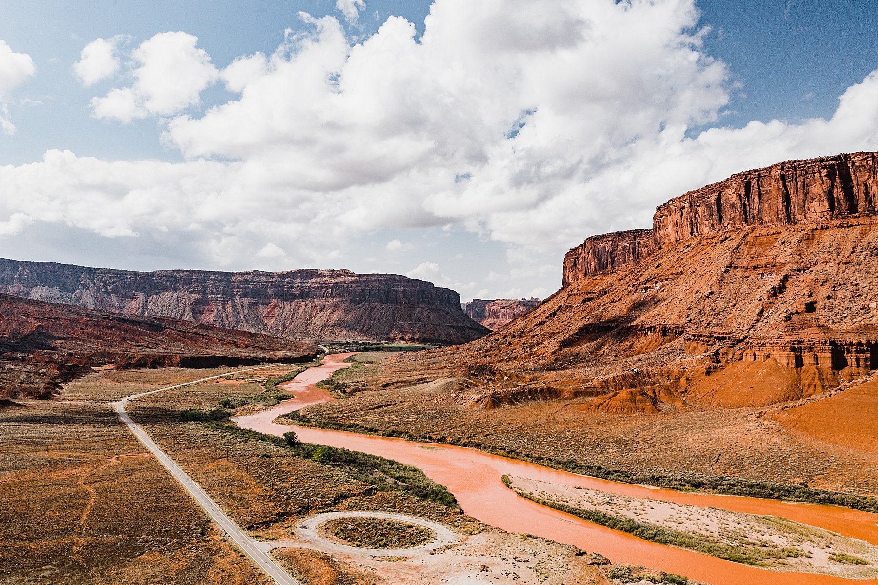 Moab-Elopement-at-Arches-National-Park-and-Dead-Horse-Point-State-Park_0058.jpg