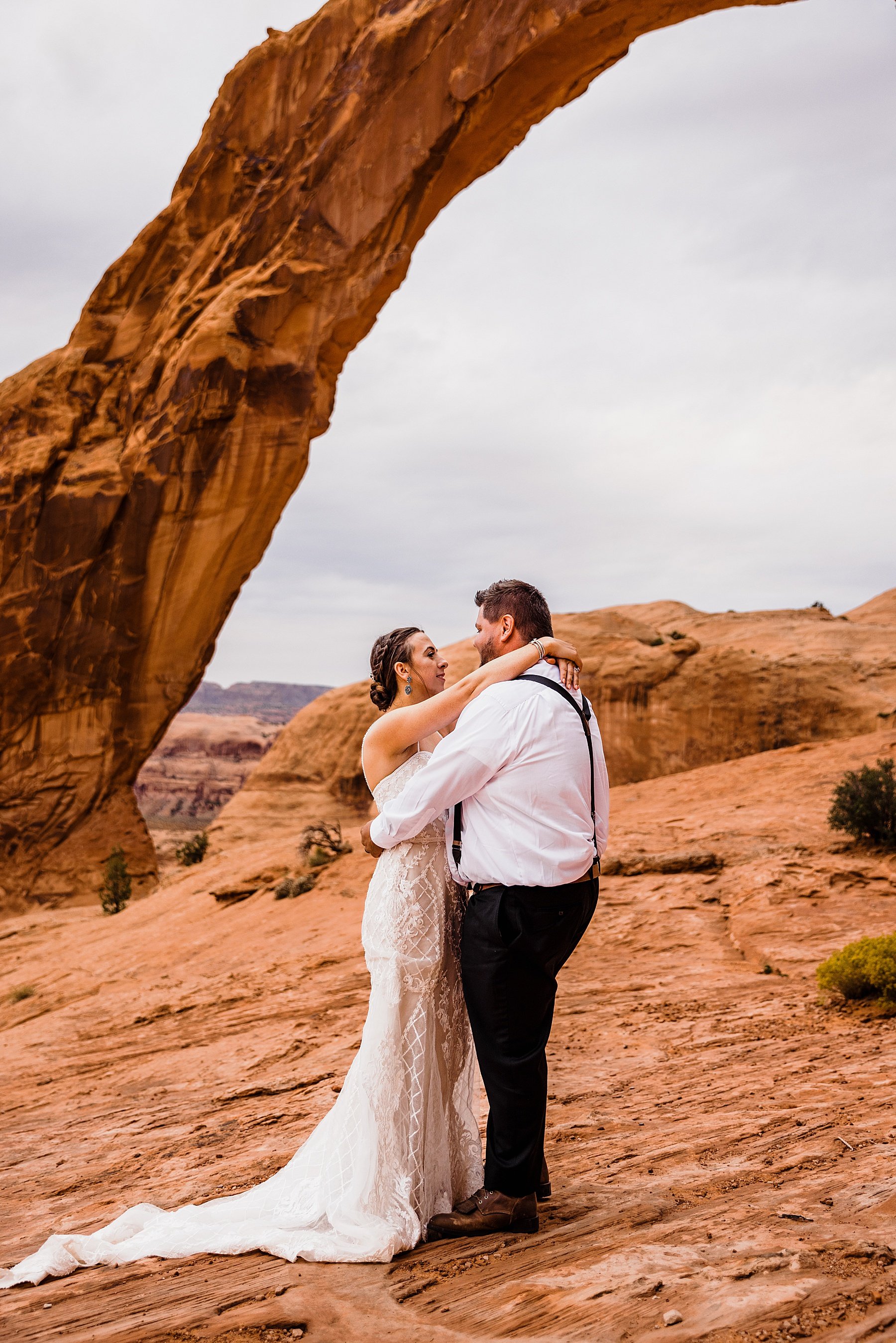 Moab-Elopement-at-Arches-National-Park-and-Dead-Horse-Point-State-Park_0080.jpg