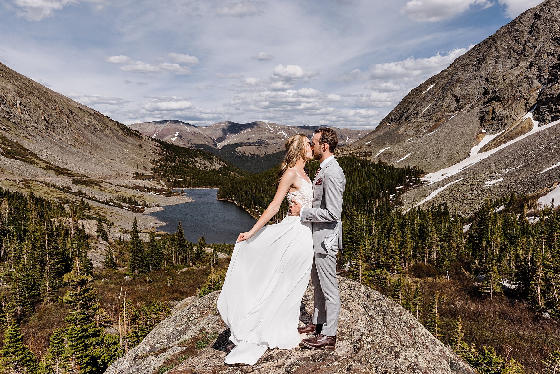 Colorado-Hiking-Elopement-Photographer_0021.jpg