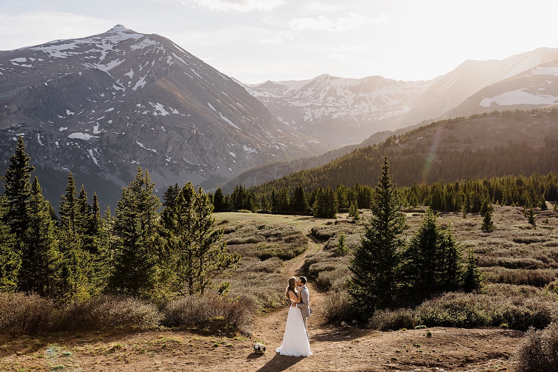 Colorado-Hiking-Elopement-Photographer_0066.jpg