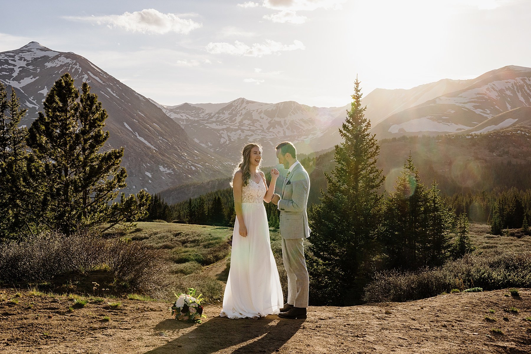 Colorado-Hiking-Elopement-Photographer_0067.jpg