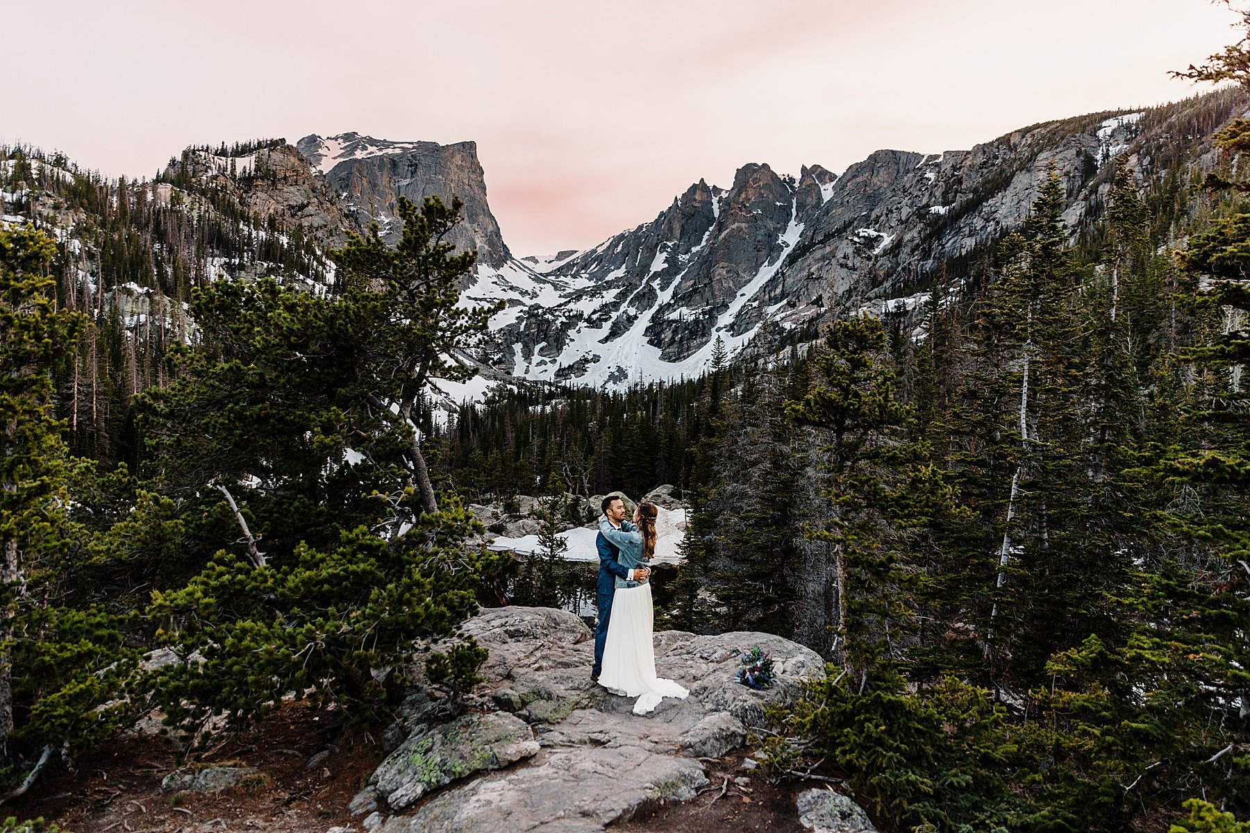 Rocky-Mountain-National-Park-Elopement-in-Colorado_0066.jpg