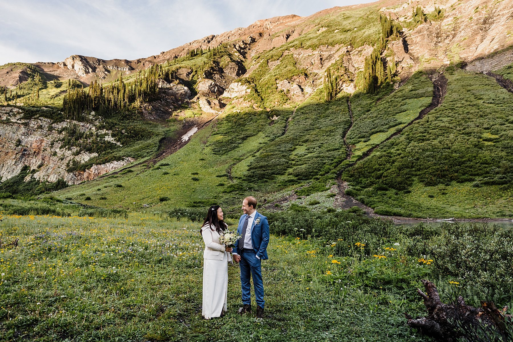 Wildflower-Elopement-in-Crested-Butte-Colorado_0020.jpg