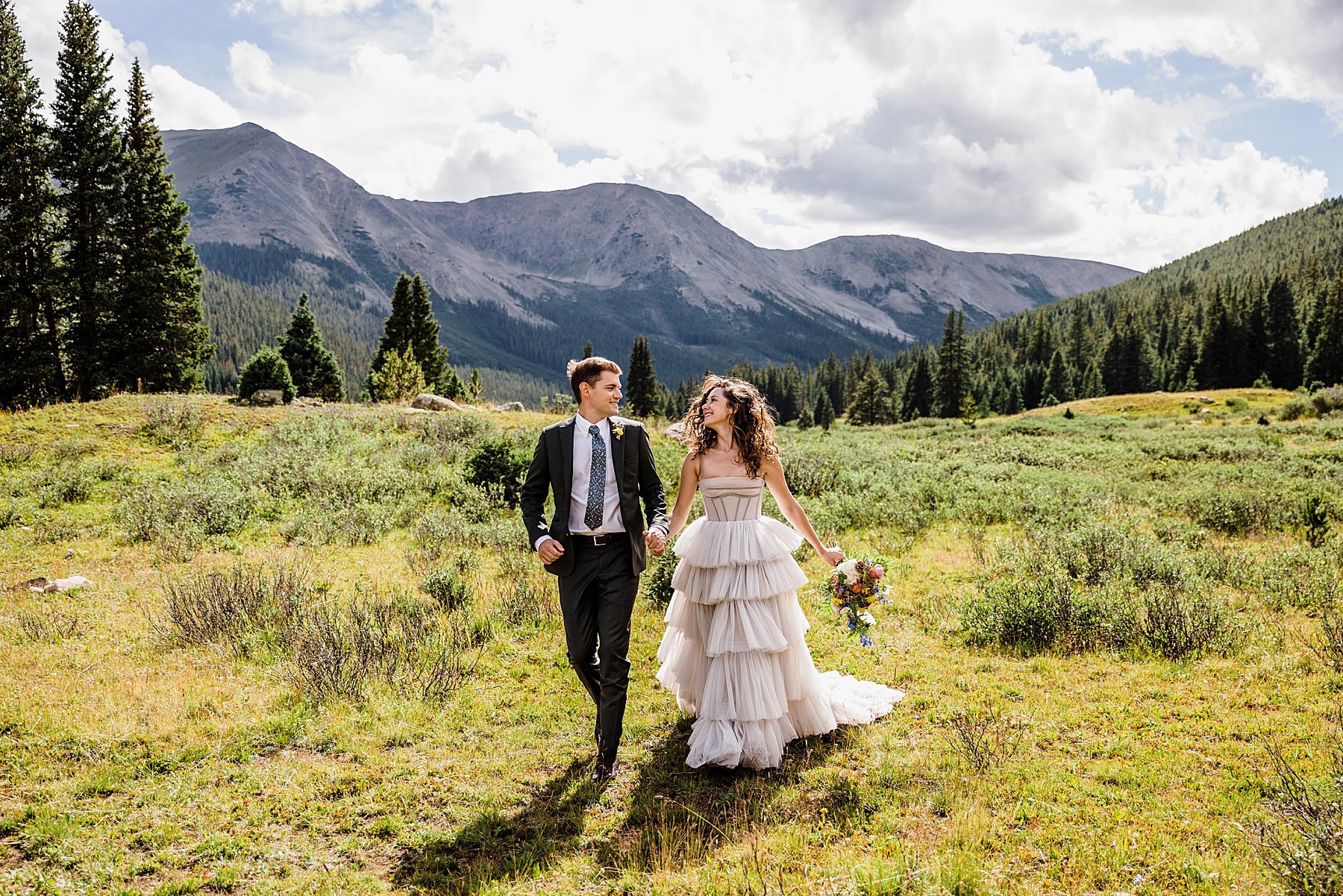 Maroon-Bells-Amphitheater-Elopement-in-Colorado_0078.jpg