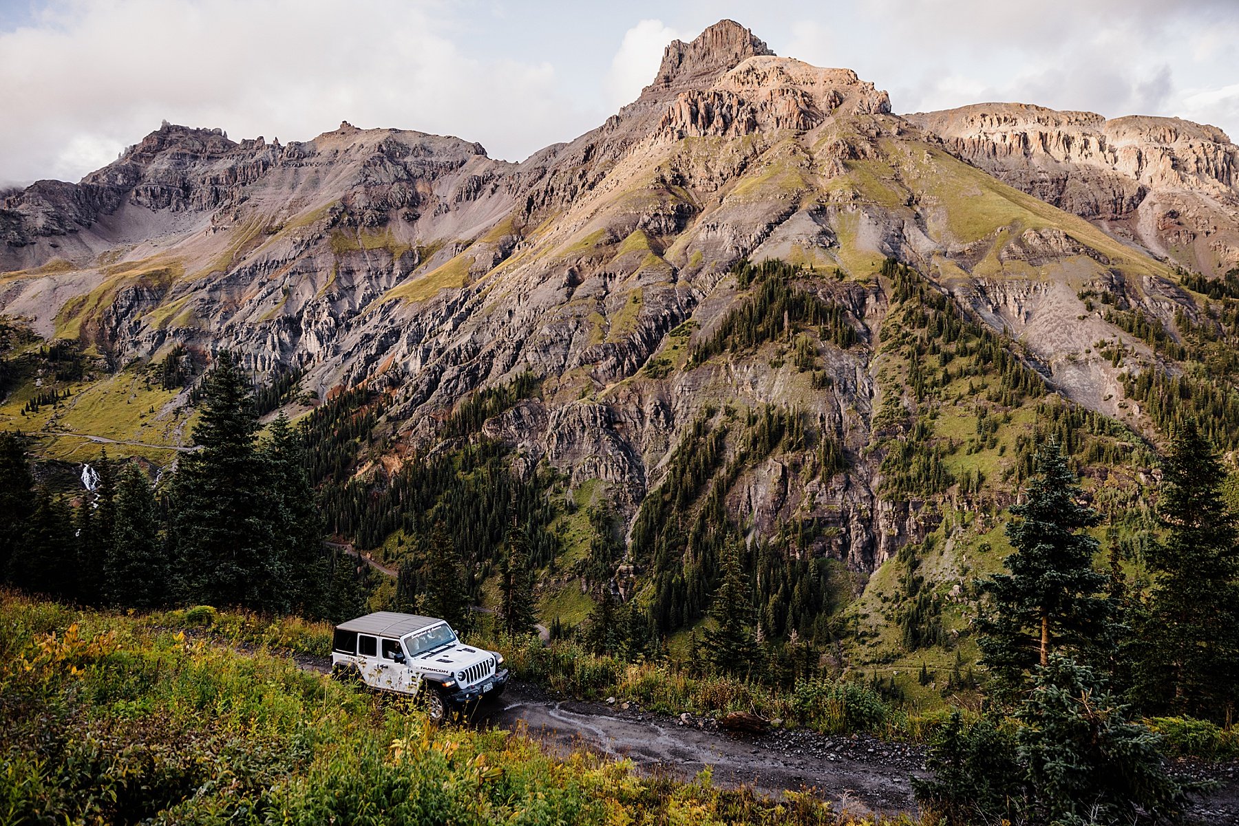 Jeep-Elopement-in-Ouray-Colorado_0051.jpg