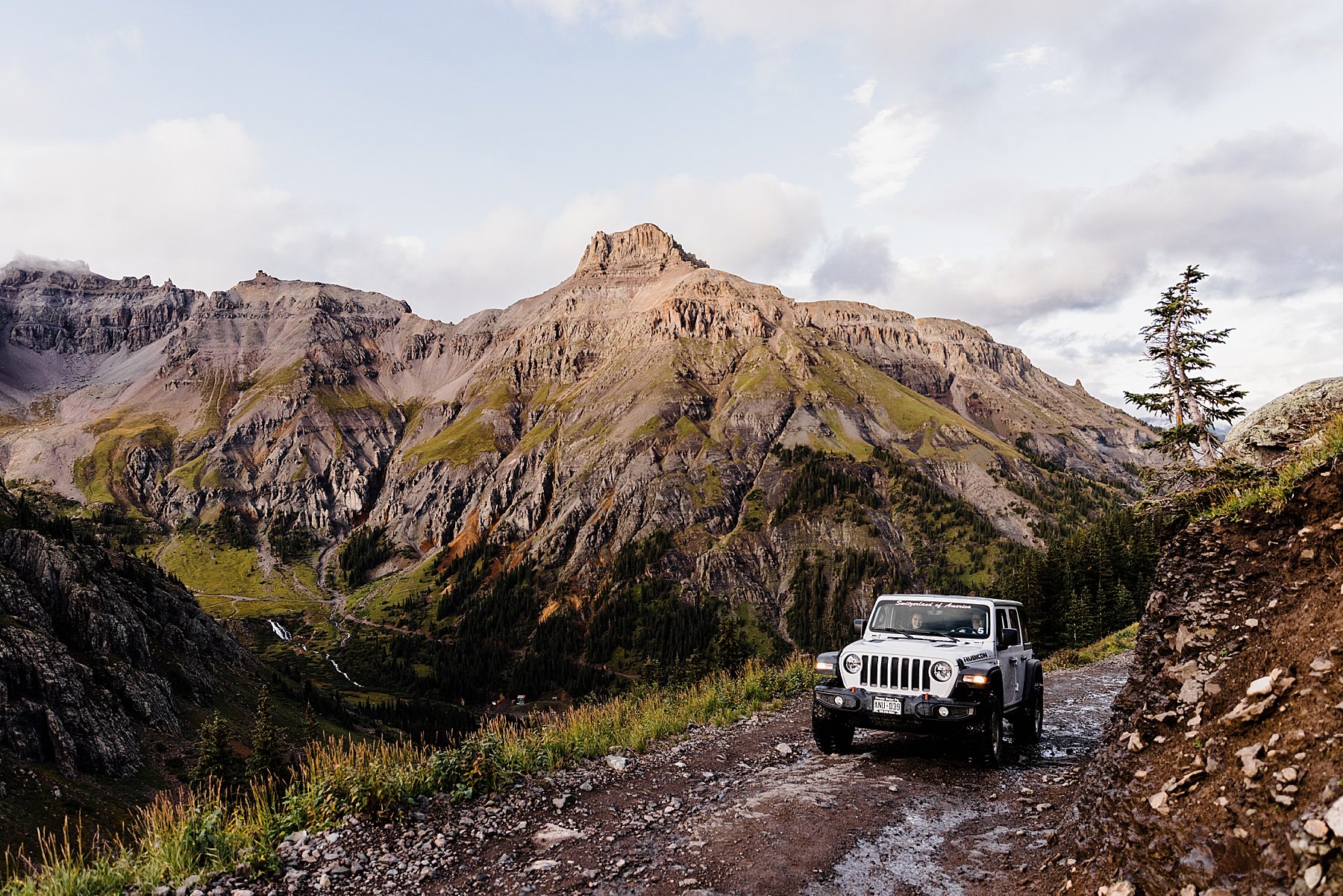 Jeep-Elopement-in-Ouray-Colorado_0052.jpg