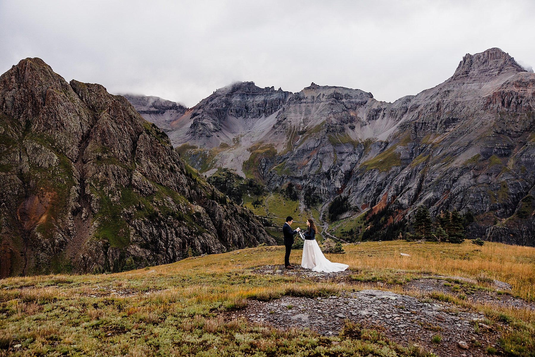 Jeep-Elopement-in-Ouray-Colorado_0055.jpg