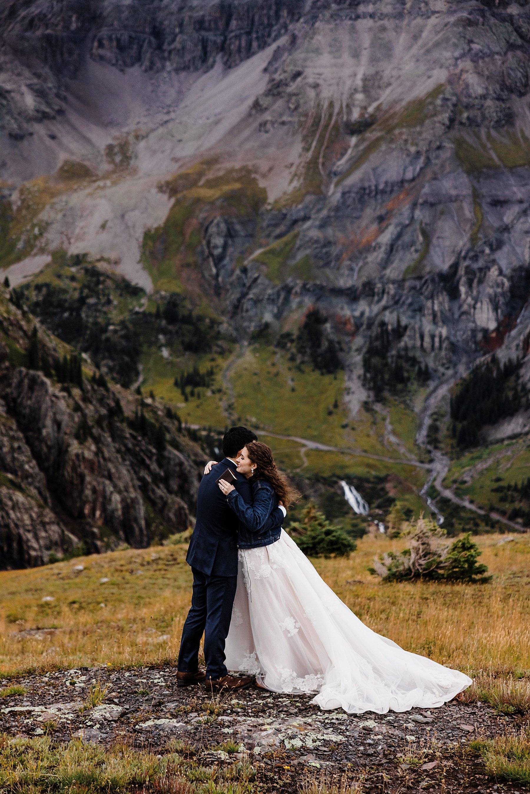 Jeep-Elopement-in-Ouray-Colorado_0058.jpg