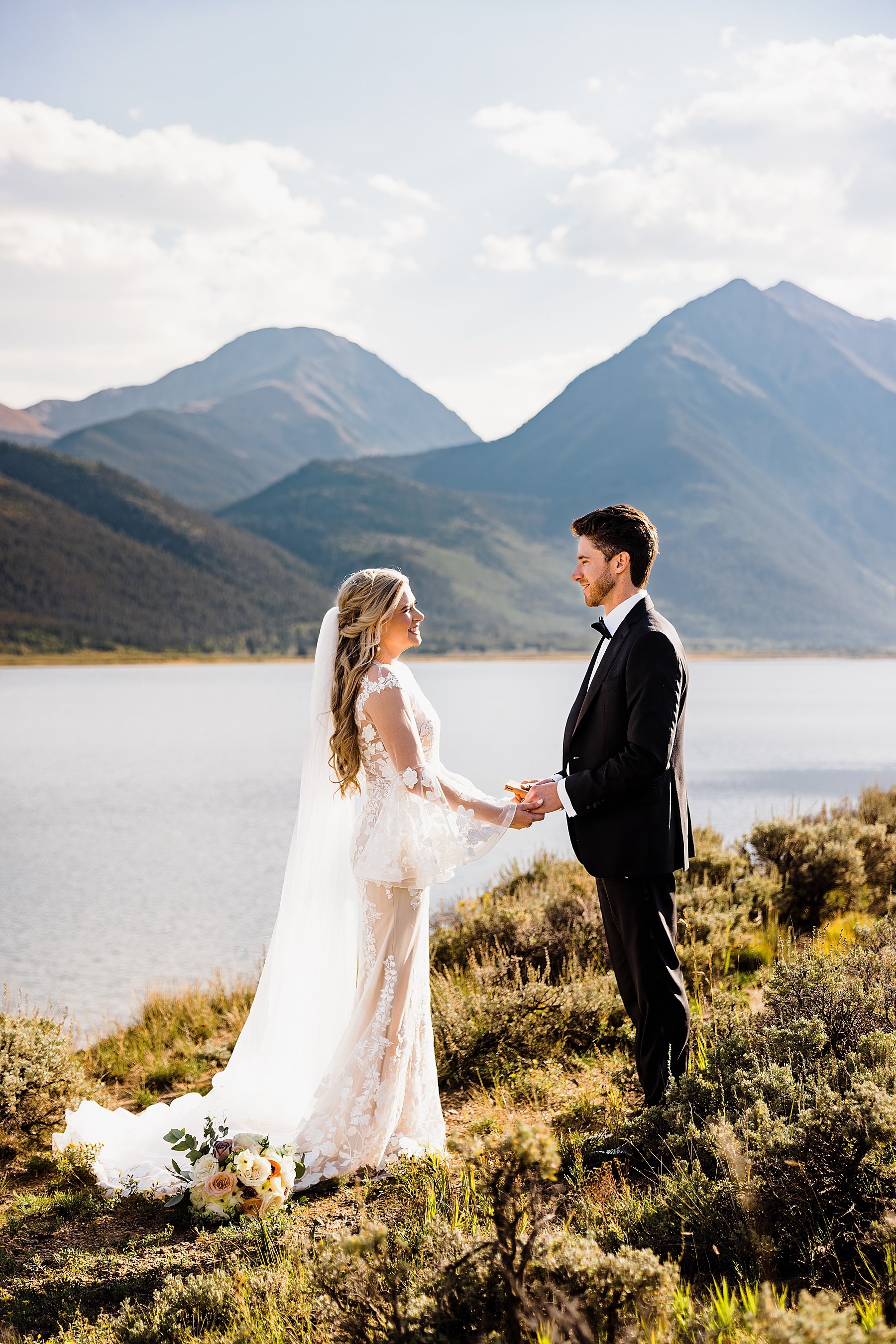 Sunset-Elopement-in-Buena-Vista-Colorado_0037.jpg